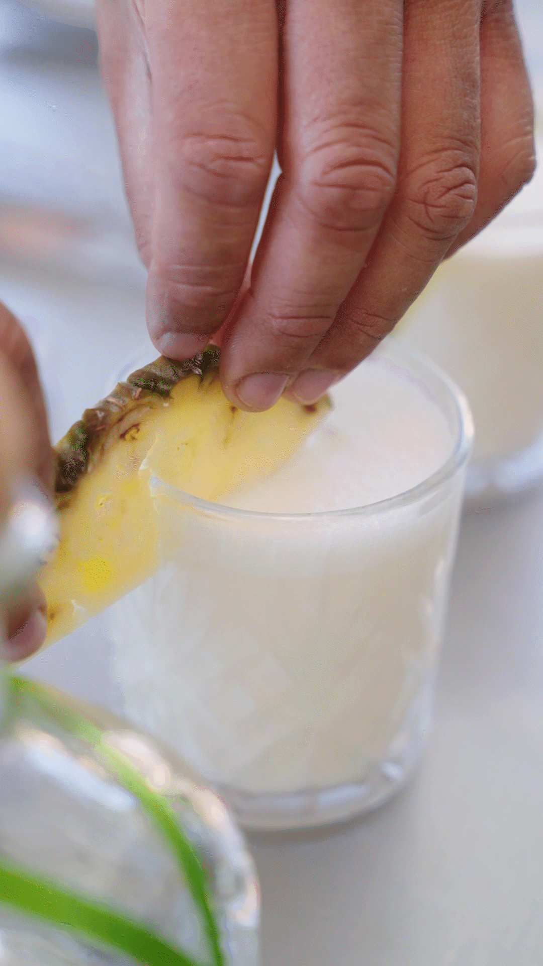 TBC_ Bacardi Island Punch_3_Social_9x16_4.gif