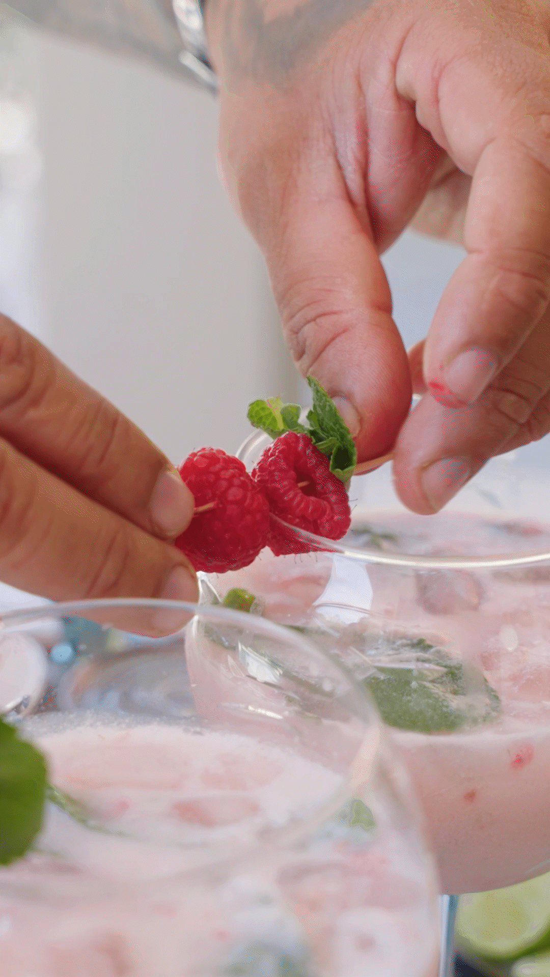 TBC_ Bacardi Island Punch_3_Social_9x16_9.gif