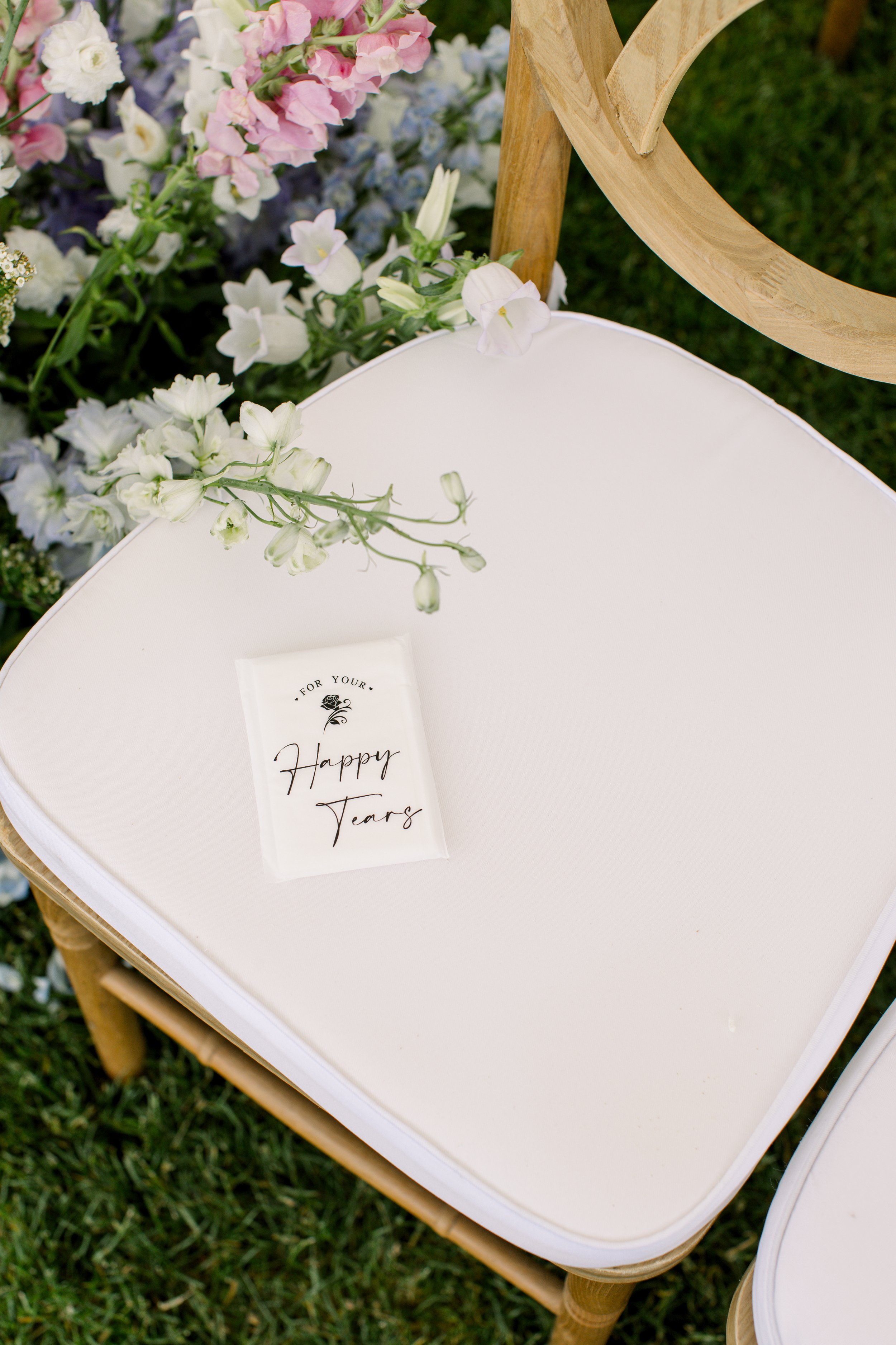 castle-hill-inn-wedding-flowers.jpg