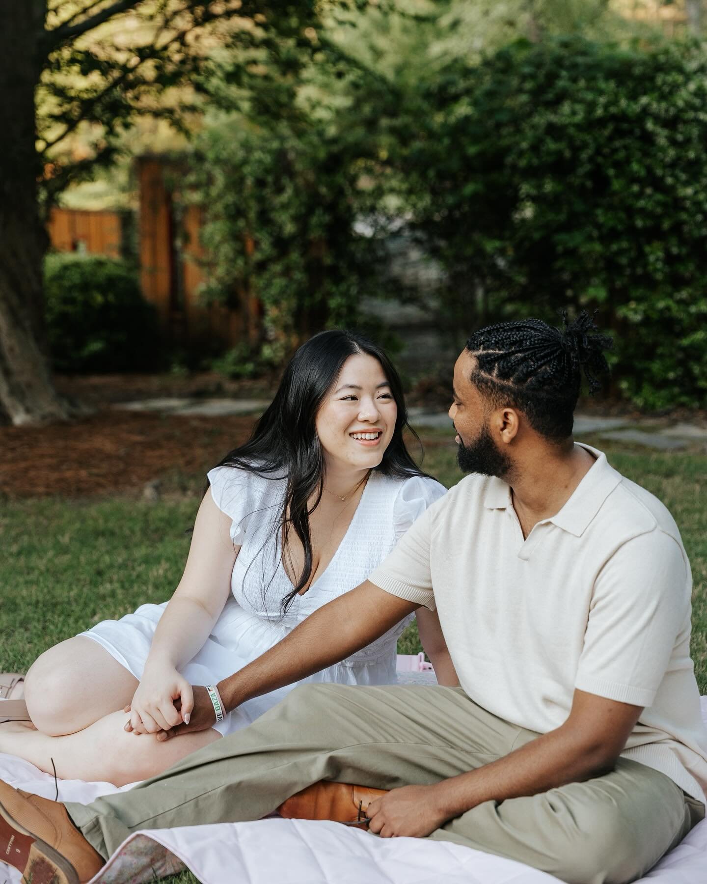 Tiffany + Miki🧺
.
.
.
.
.
.
.
#atlphotographer #georgiaphotographer #couplephotography #portraits #engagement #coupleshoot #atlantapark #picnicphotoshoot