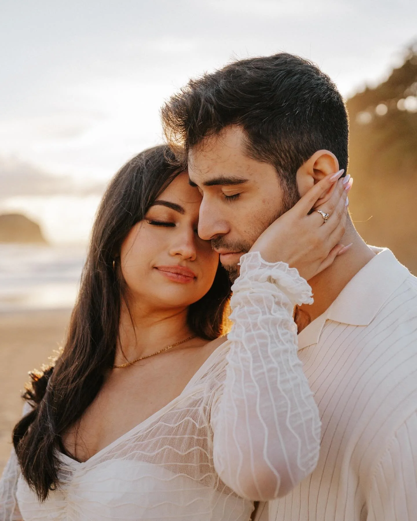 Oregon coast summer pt.1 🏔️🌊
.
.
.
.
.
.
.
#atlphotographer #georgiaphotographer #couplephotography #portraits #coupleshoot #oregoncoast
#portland #oregon #elopement