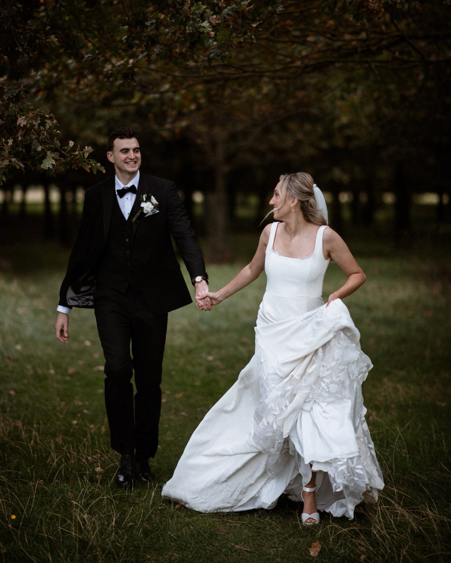 Rebecca and Jacob at @wrightsanglersrest 🤍

Hair @unveiledstylist 
Makeup @emurphymakeup 
Celebrant @celebrantbarbararyan