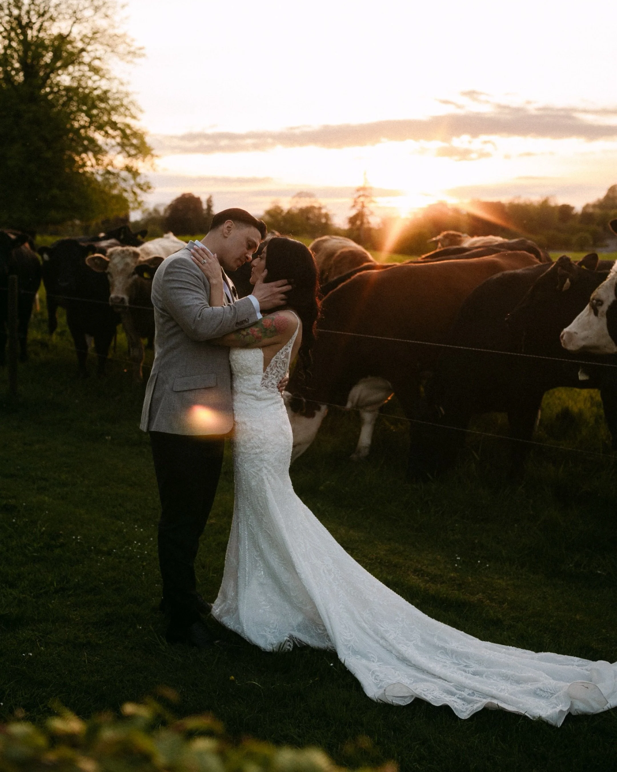 Catherine and Louis ✨

I feel so blessed with my couples, thank you C&amp;L for the best day 🤍

Venue @loughcrewweddings @loughcrew_estate 
Dress @essenseofaustralia 
Flowers @flowersbymoira 
Video @whizadams_studios @whizadamsweddings 
Makeup @cath