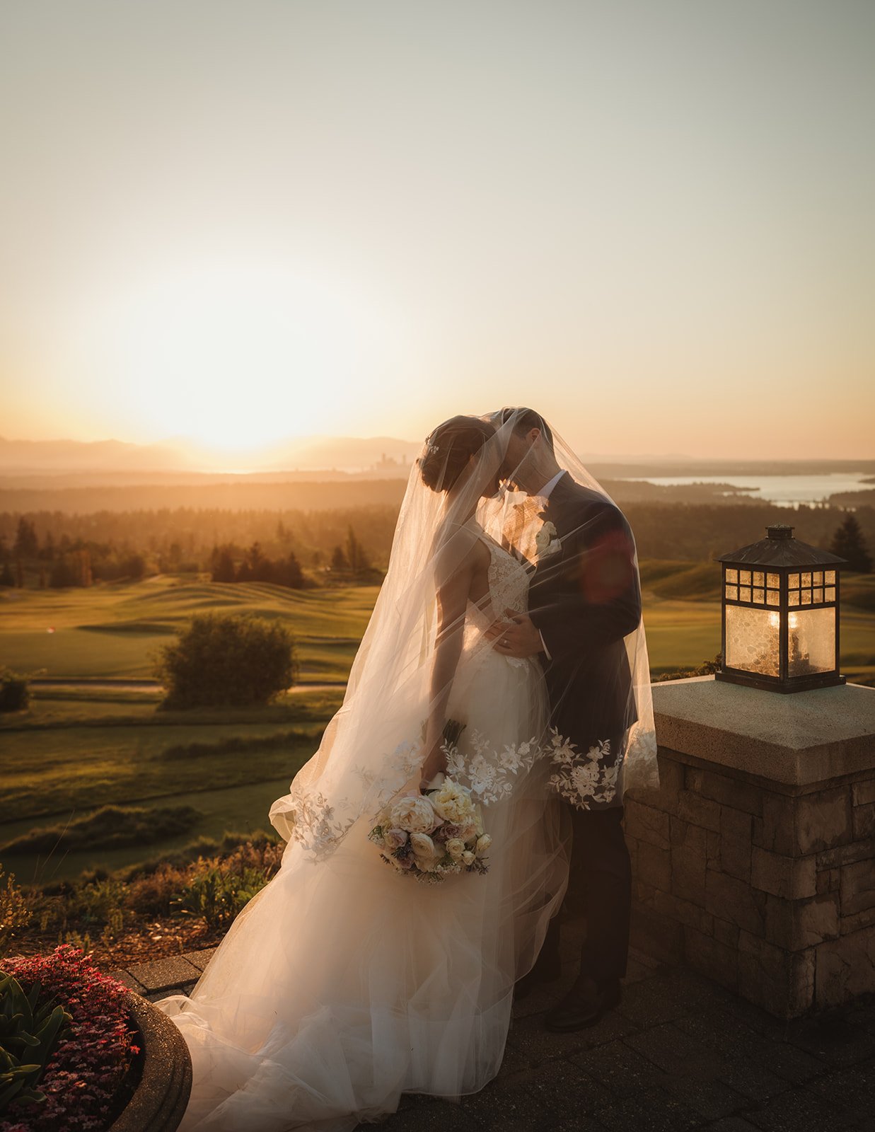 seattleweddingatgolfclubnewcastle92.jpg