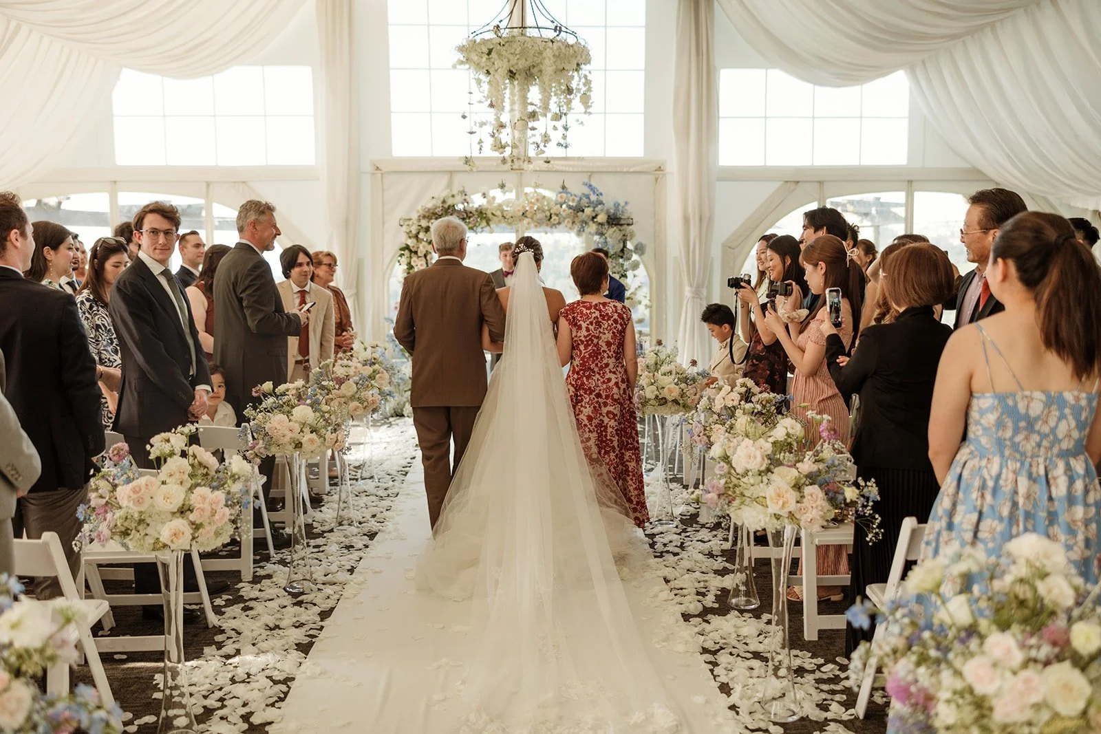 seattleweddingatgolfclubnewcastle38.jpg