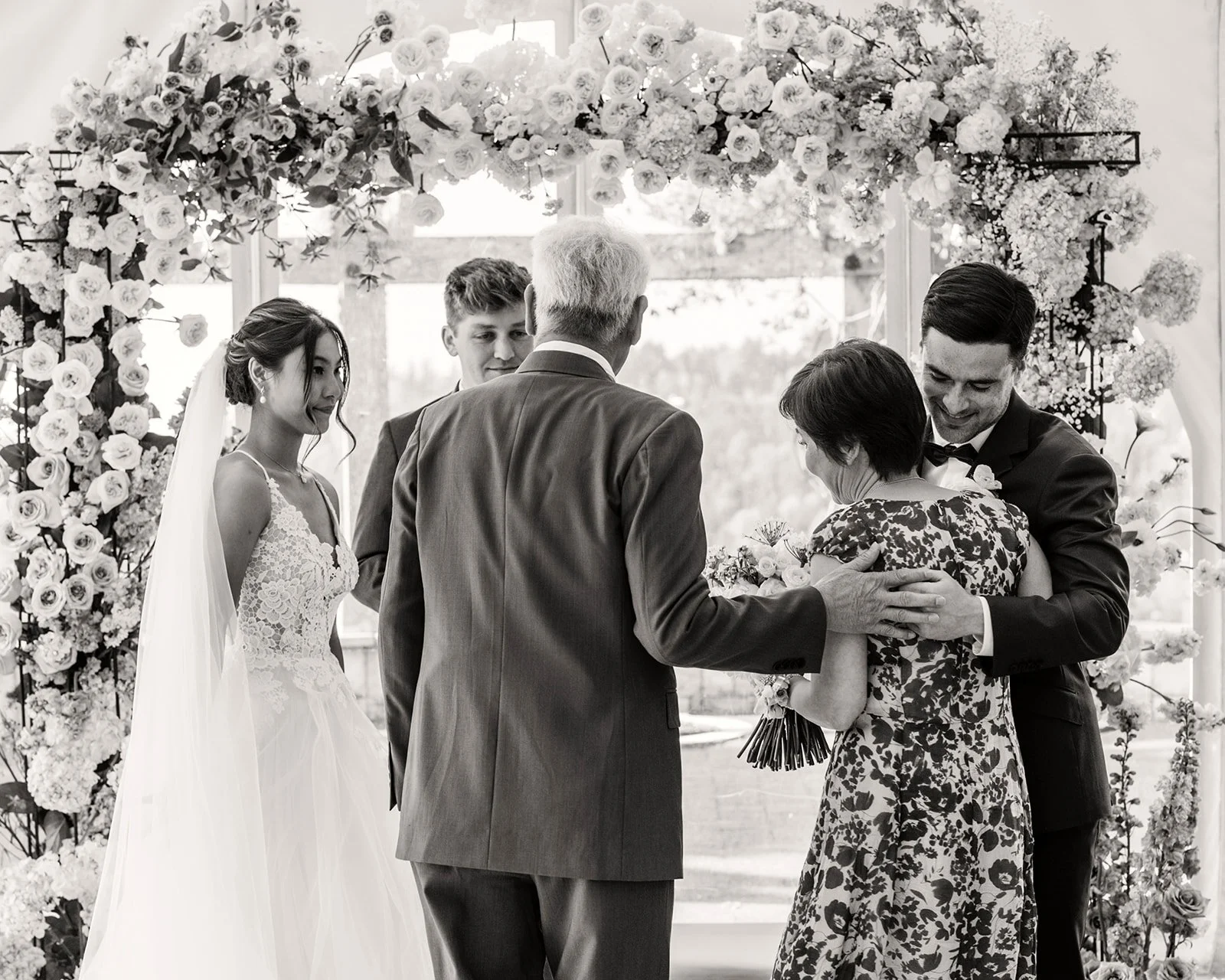 seattleweddingatgolfclubnewcastle40.jpg