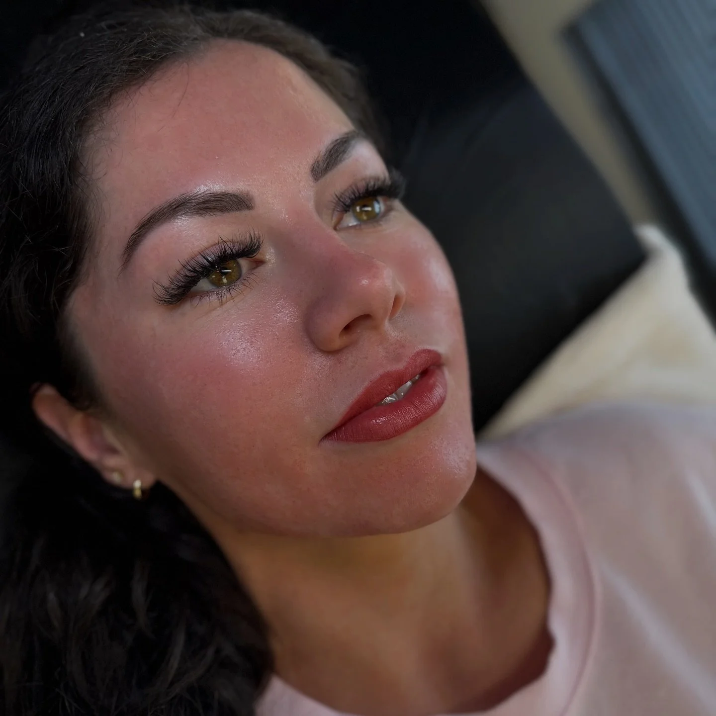She never misses 🍒🫦
Another stunning lipblush transformation - this will heal 30-50% lighter but will maintain the crispness that we all long for from lipliner! 
#PermanentMakeupBirmingham
#PowderBrowsAL
#LipBlushBirmingham
#PMUEyeliner
#MedicalT