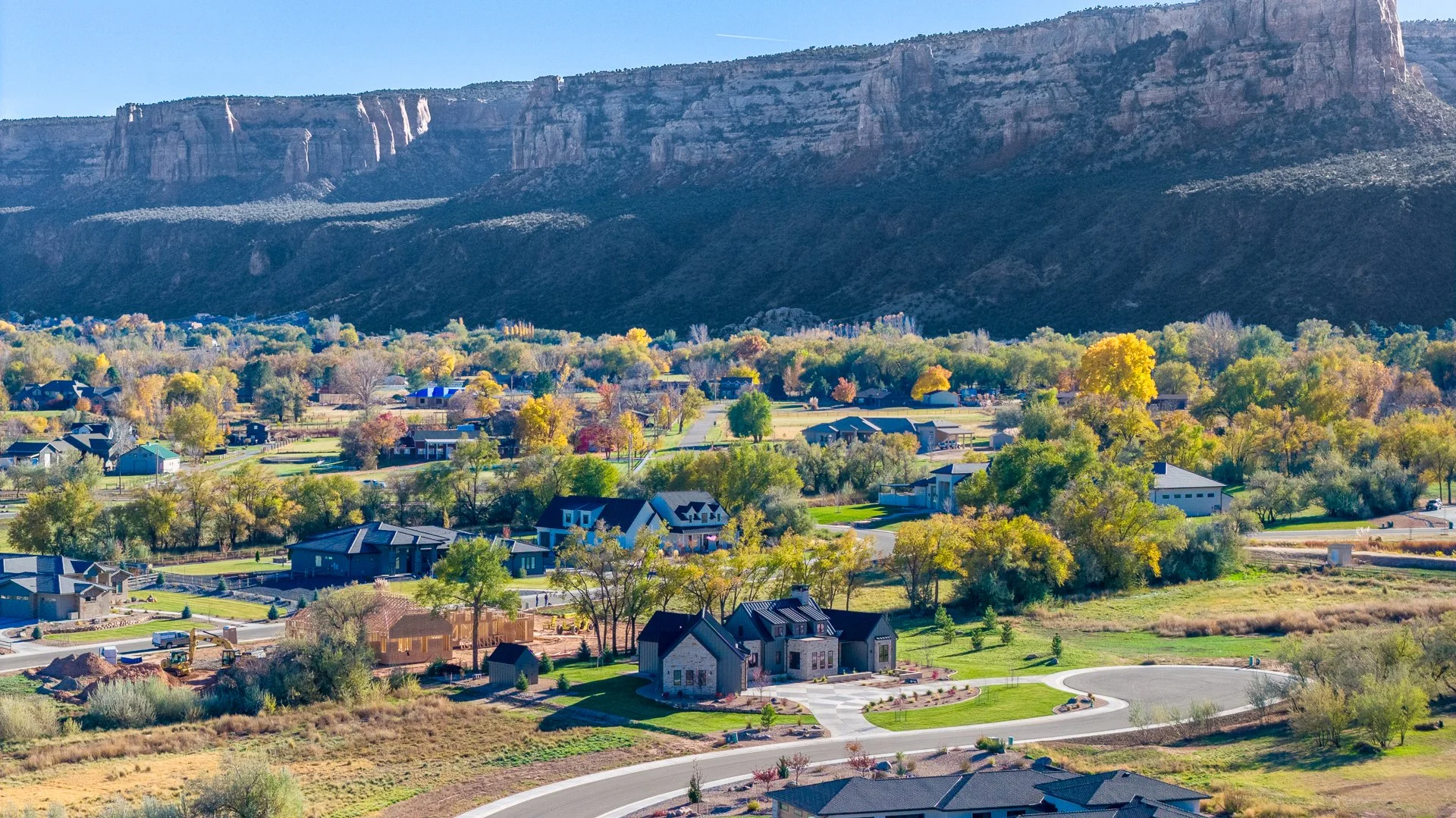 1111 Horizon Dr-17.jpg