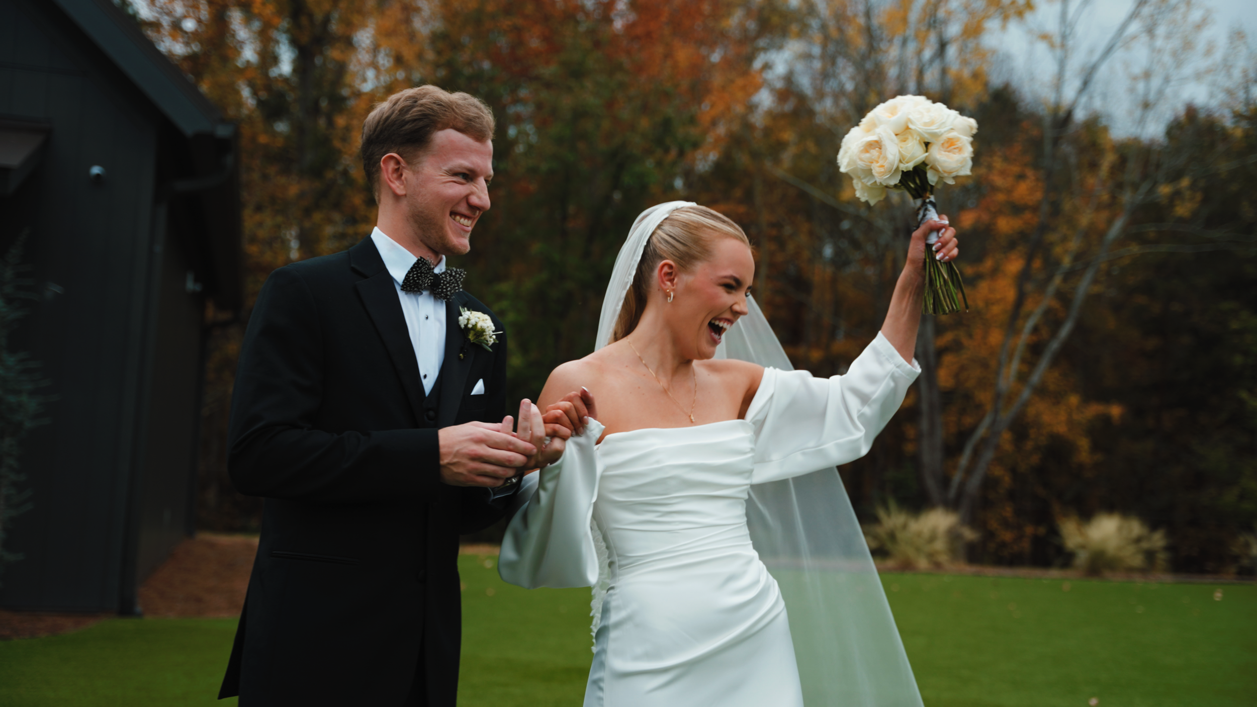 Wedding Timeline Reel.00_05_54_19.Still038.png