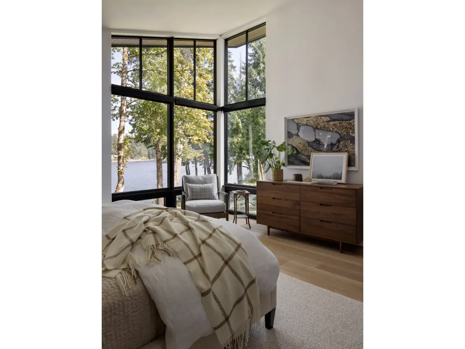 13_Tammara_Stroud_Design-Inter__.webp