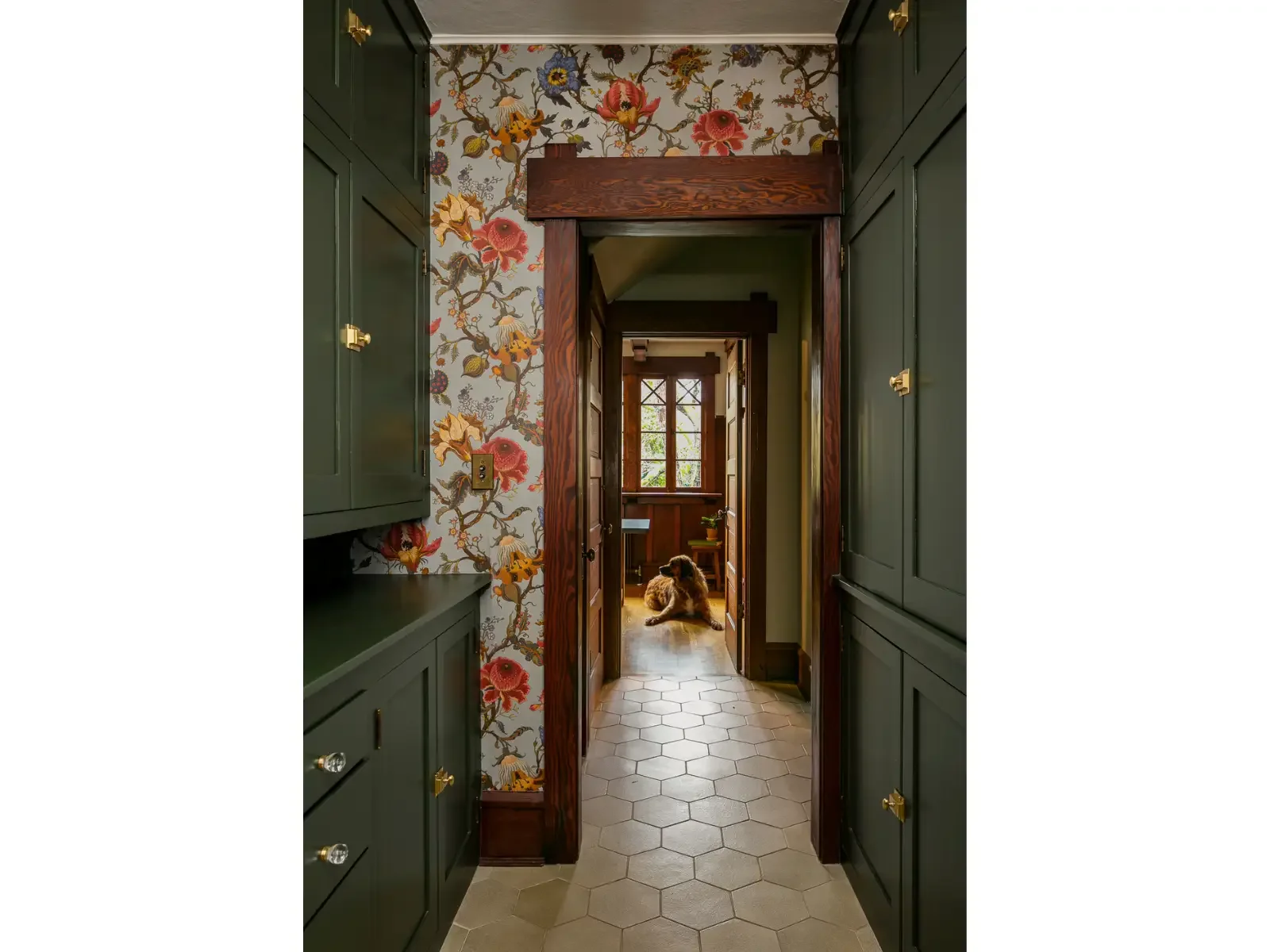 16-Tammara_Stroud_Design-inter__.webp