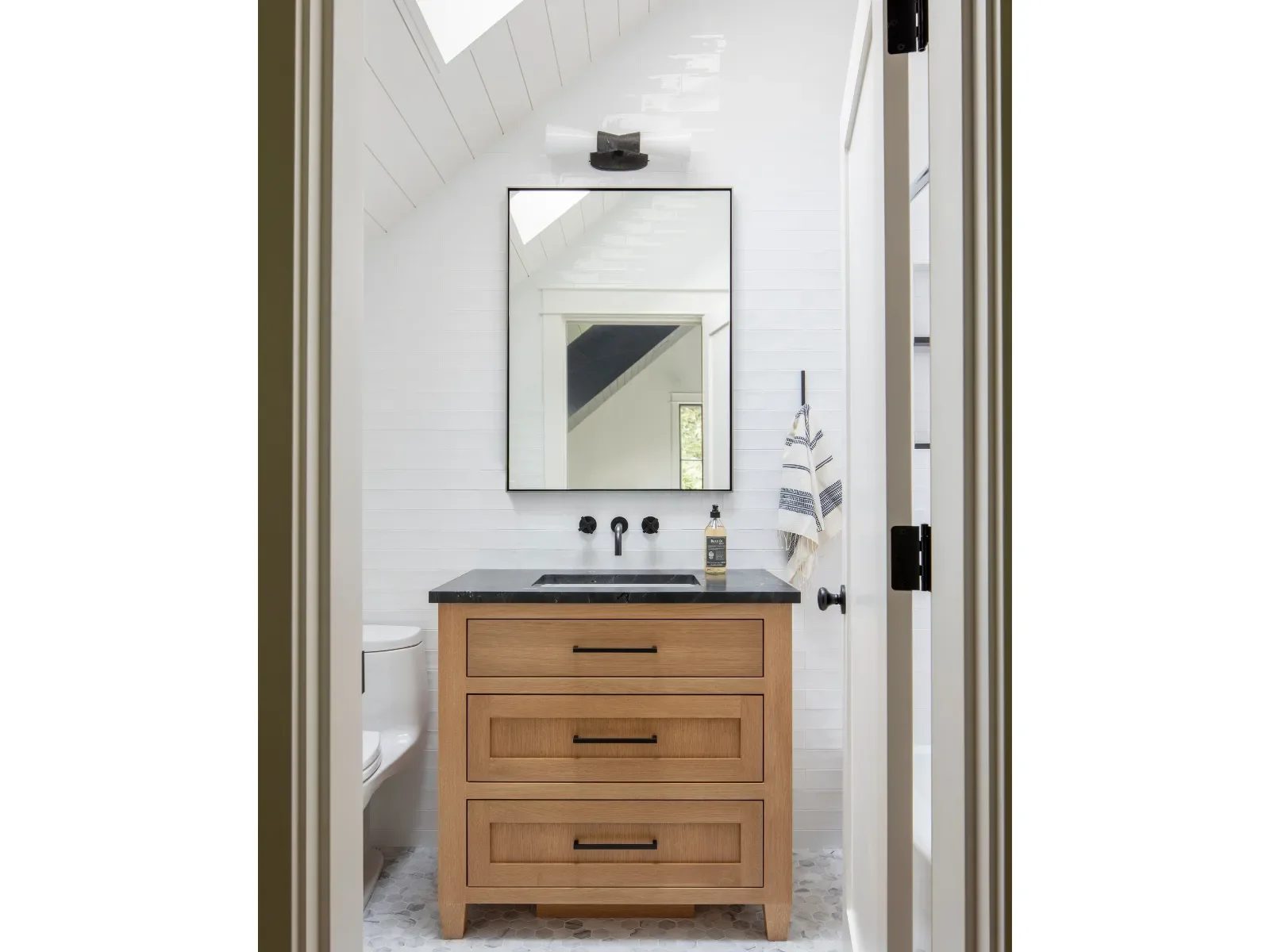 15-Tammara_Stroud_Design-Inter__.webp