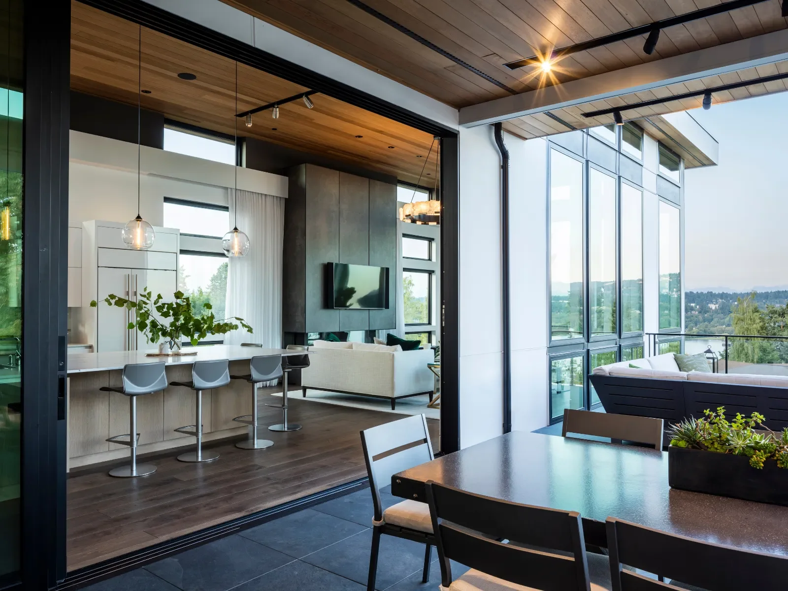 8-Tammara_Stroud_Design-Interi__.webp