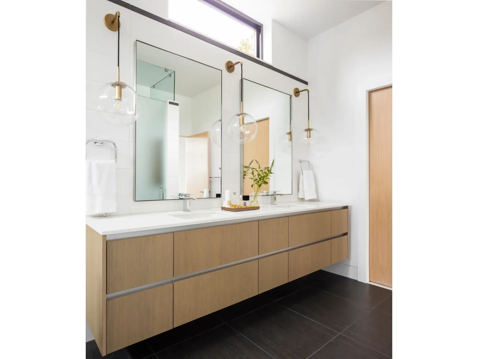 13-Tammara_Stroud_Design-Inter__.webp