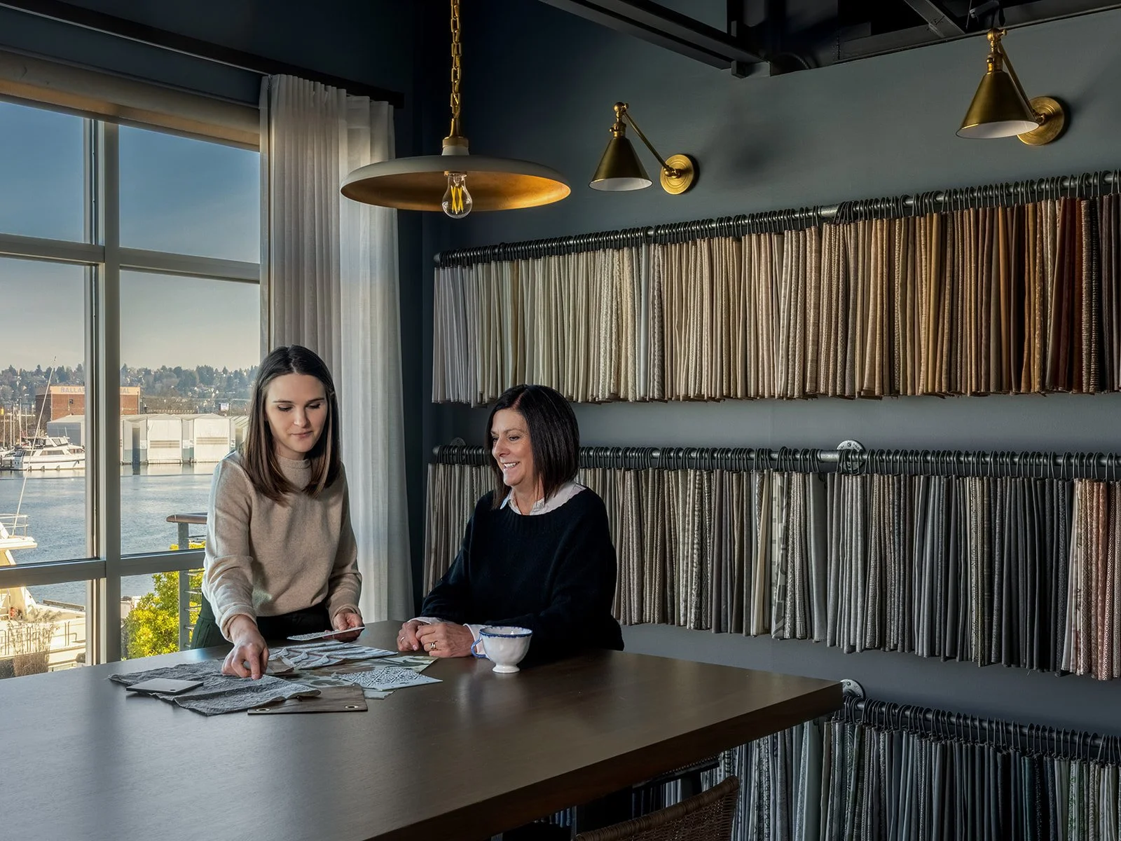 Interior Designer vs. Doing it Yourself (DIY): Why Professional Design Delivers Better Results