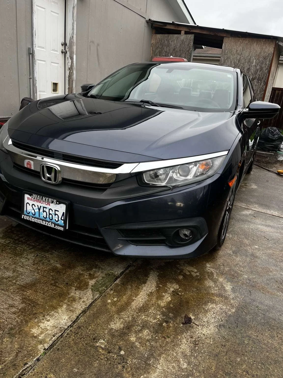Lake Tapps wash and wax on a Honda Civic with a clean glossy finish