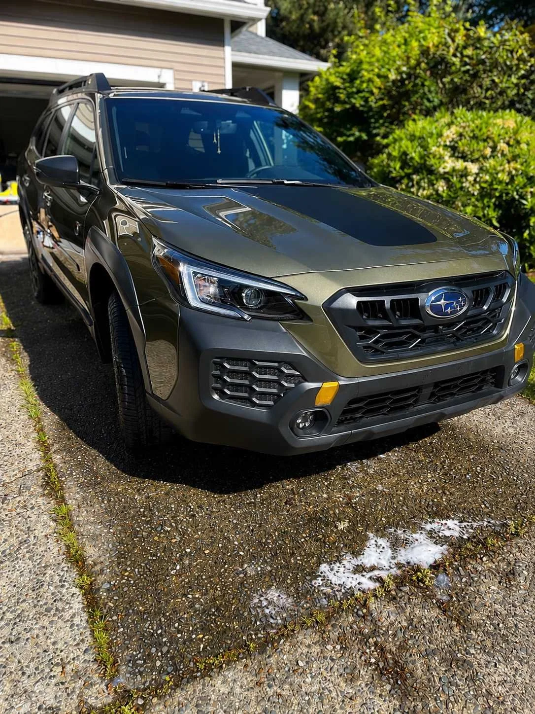 Subaru Outback exterior wash and wax mobile detailing service in Maple Valley WA by Bryanz Auto Detailing featuring paint gloss enhancement, exterior shine, SUV detailing, and professional mobile auto detailing