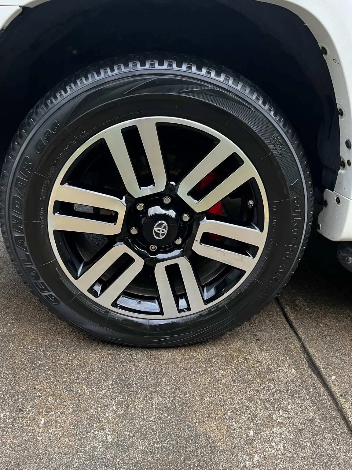 Lake Tapps wheel detailing on a Toyota 4Runner by Bryanz Auto Detailing with a clean and glossy finish.