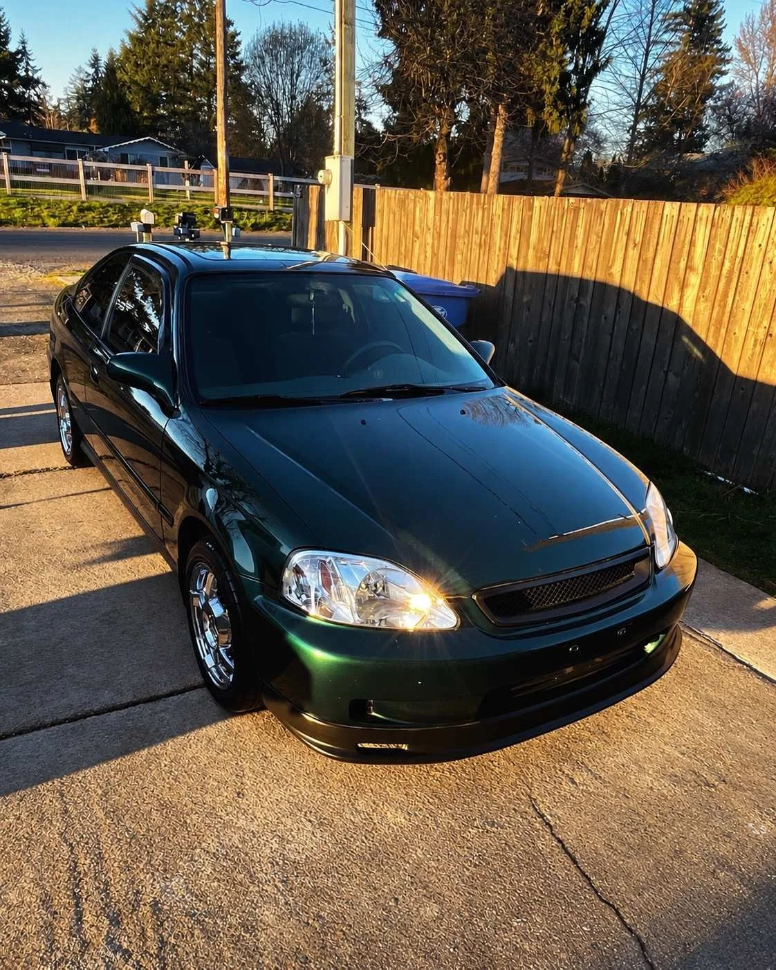 Honda Civic with glossy paint after professional ceramic coating