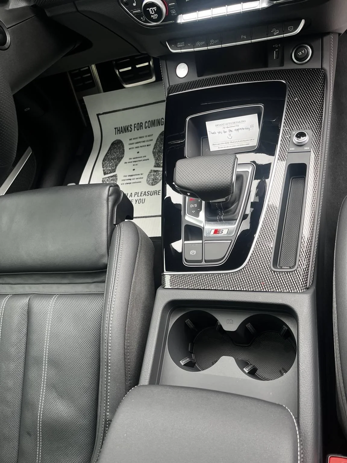 Audi SQ5 center console interior detaill and mobile detailing service in Maple Valley WA by Bryanz Auto Detailing