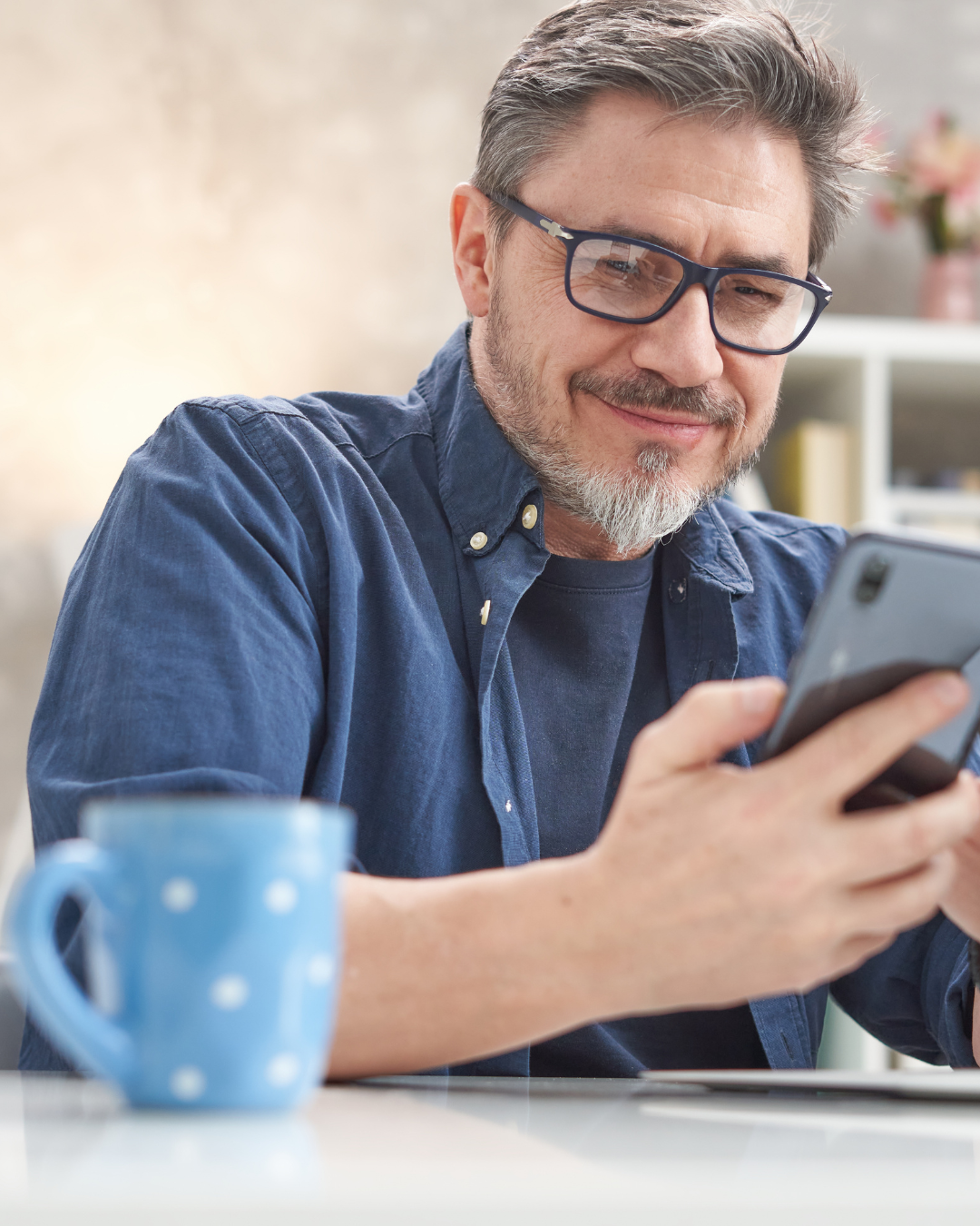 Why Men Seem to Age Better Than Women — And How to Close the Gap