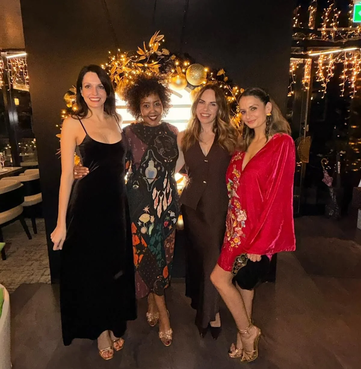 Gorgeous evening out with fellow aesthetic colleagues ✨✨✨✨