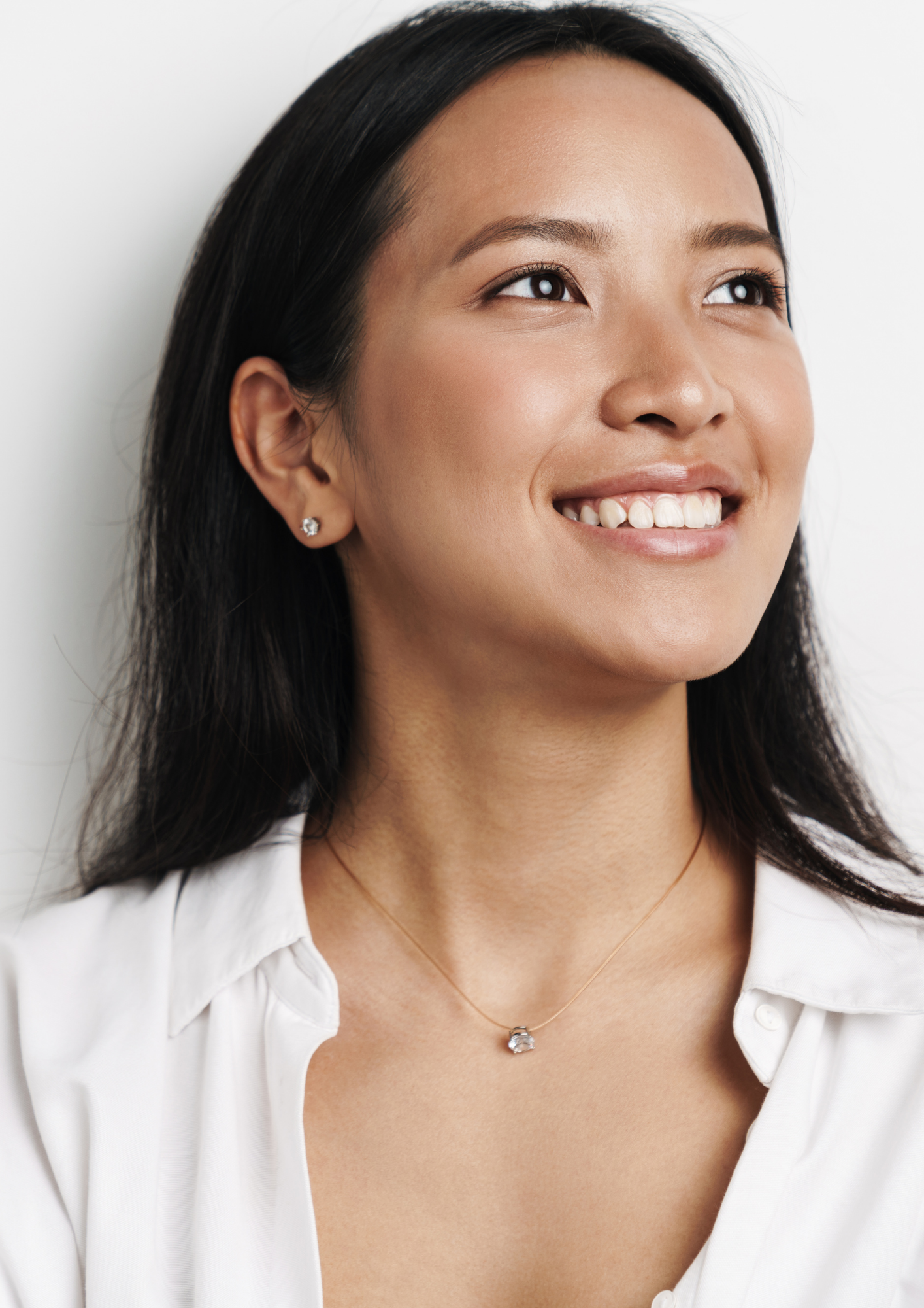 What Actually Works for Jowls? A Doctor's Guide to Treating the Lower Face Without Looking Overdone