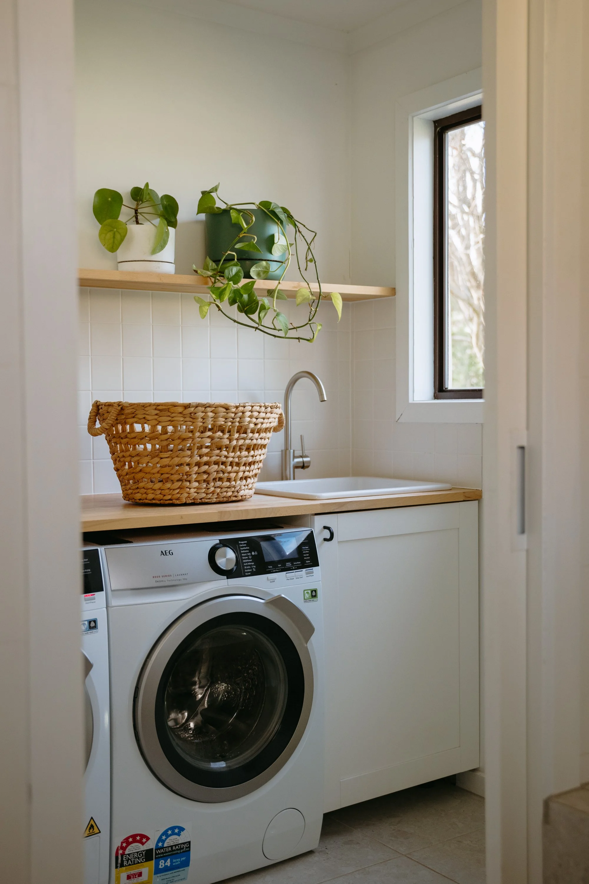 Kitchen-Laundry-3.jpg