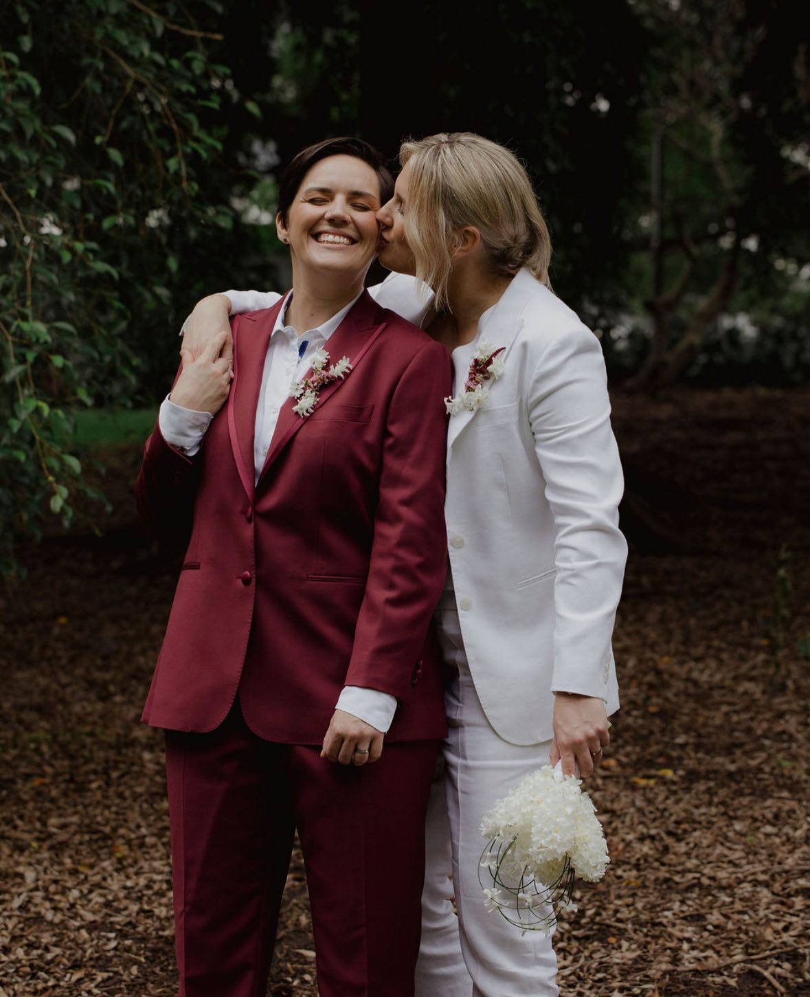 Some lovely feedback from these sweethearts! 🤍

&ldquo;The boutonniere flowers were amazing, very detailed and matched our suits and personalities perfectly. The bouquet was so delicate and fresh.&rdquo; - Emma &amp; Dani