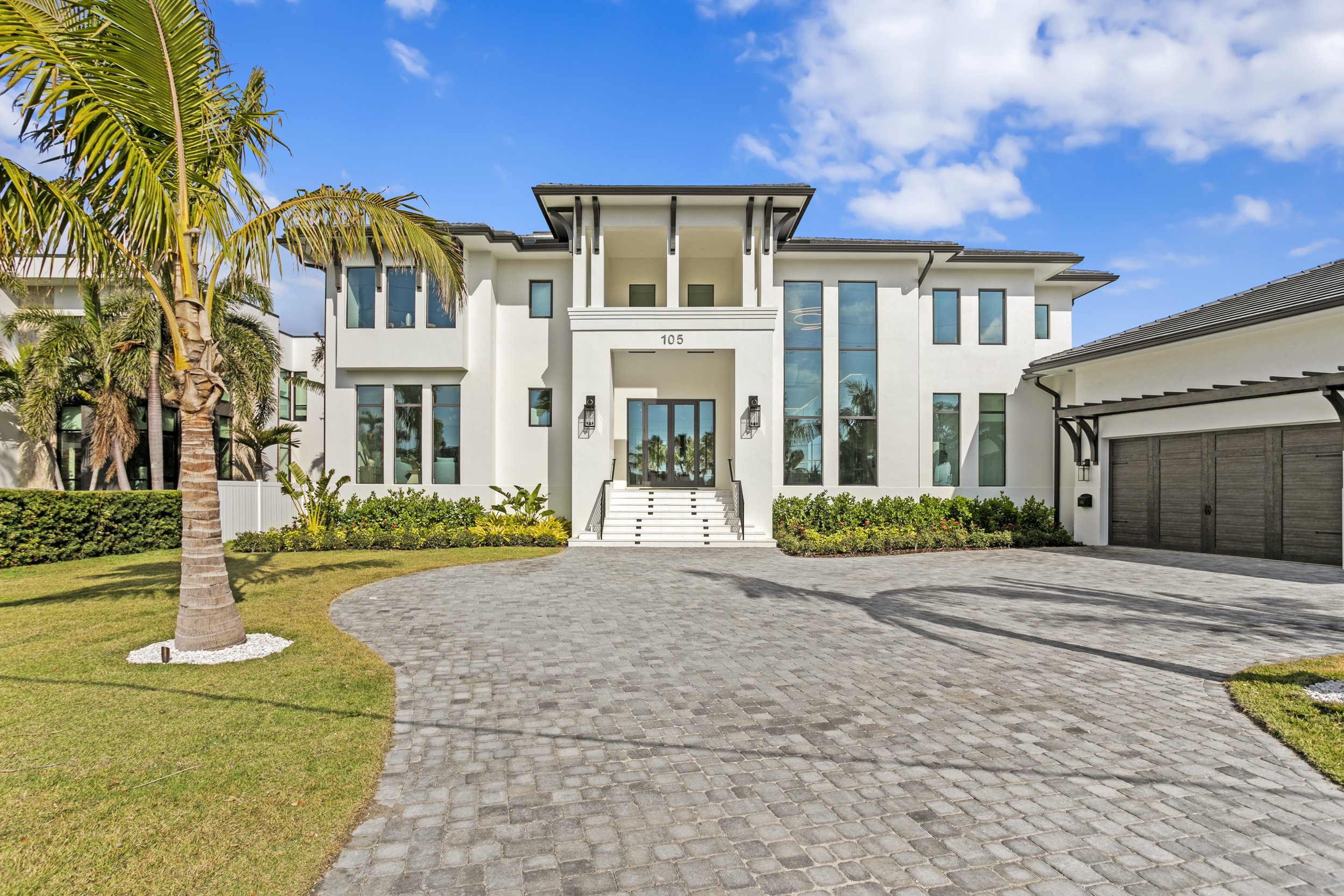 Pinellas Modern Luxury Custom HOme