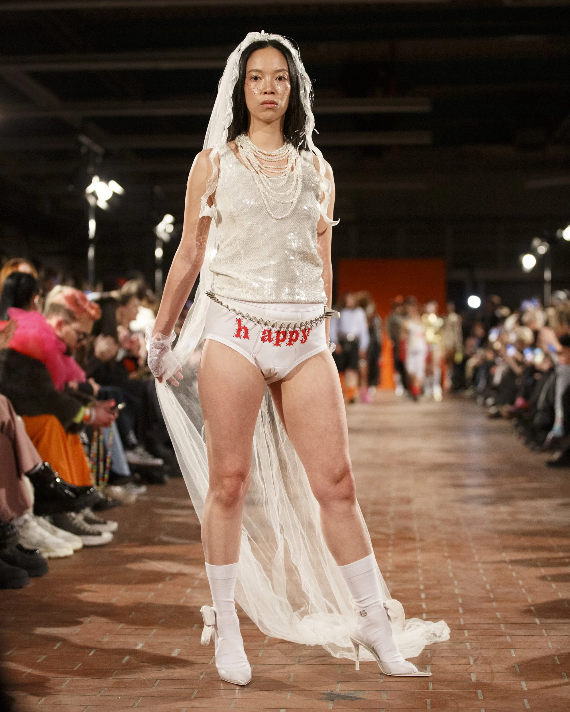 02_HappySOCKS_SS24_Runway_by_ IndigoLewisohn-252.jpg