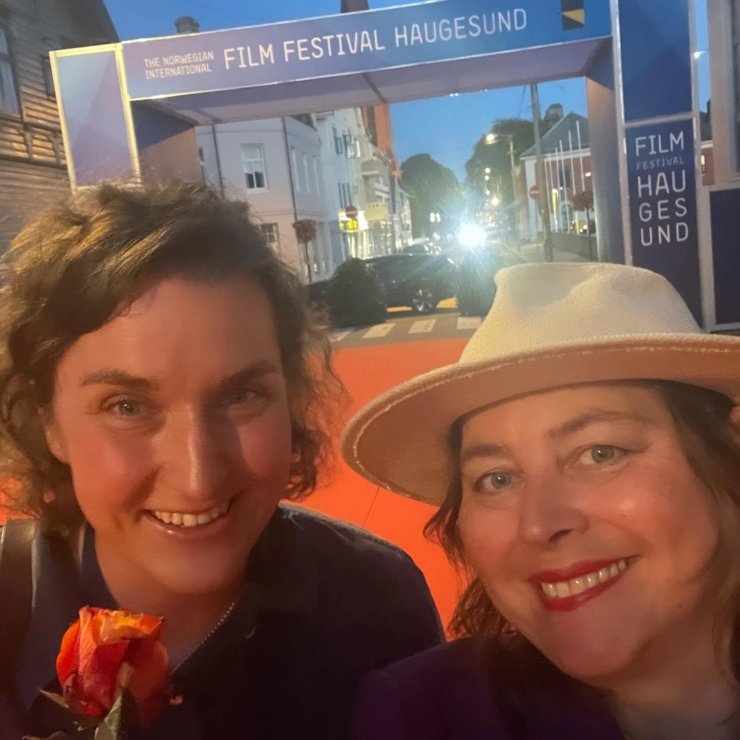 New Nordic Films og Fokus Norden p&aring; filmfestivalen i Haugesund! ✨ 

P&aring; kveldsforestilling i Deluxe salen med Dolby Atmos passer oss bra!!