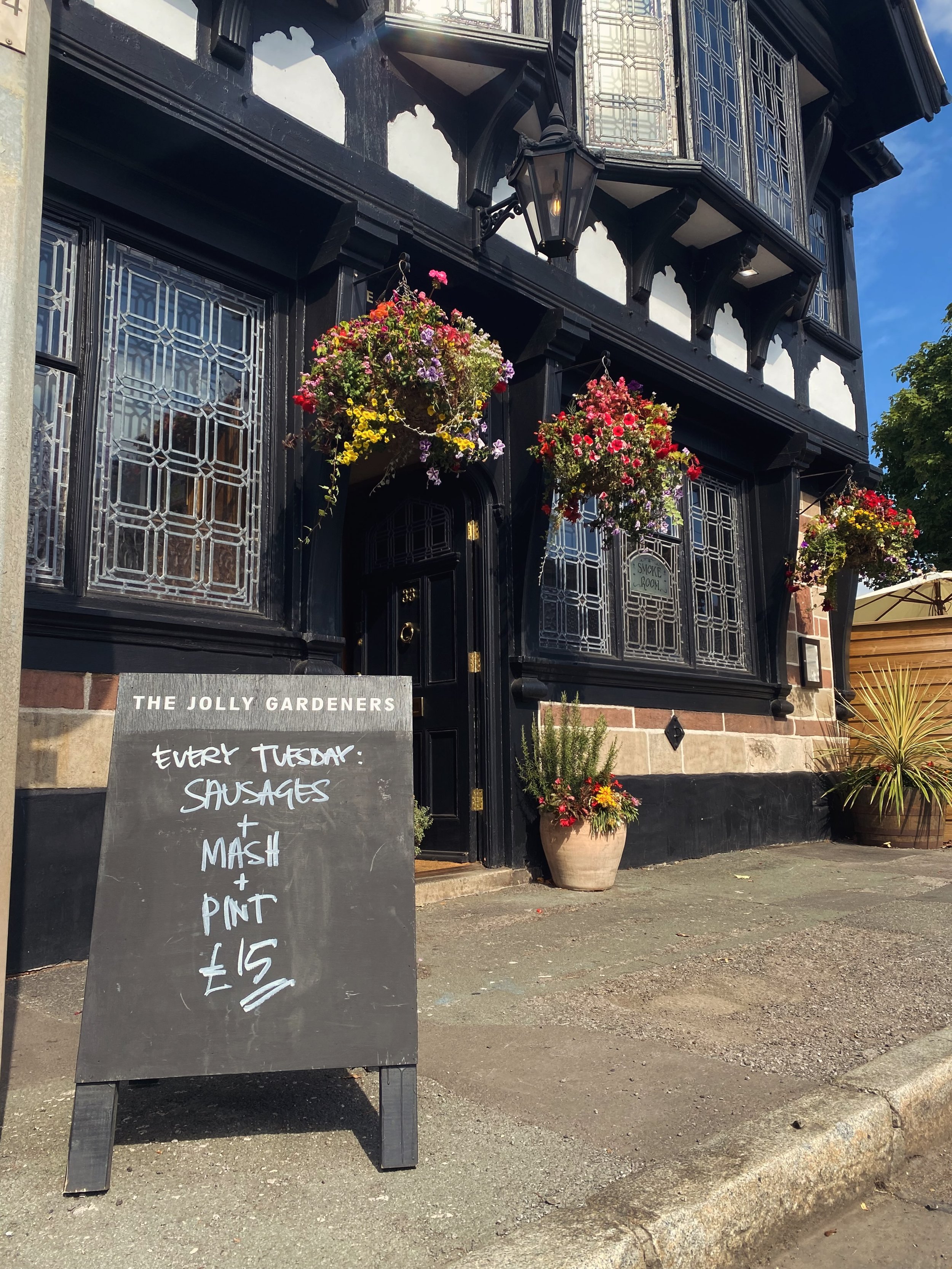 Proper good sausages, proper buttery mash (yep, homemade butter), really good onion gravy AND a pint of the BEST best bitter in the land ( @weetwoodcheshire ).
Yes, other drinks can be swapped in if sensational quality, perfect condition cask bitter 