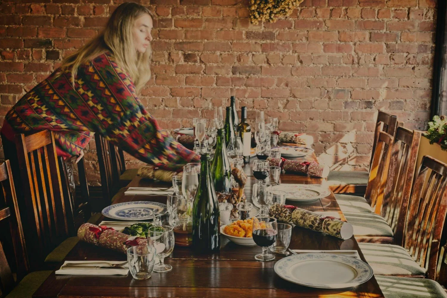 When what to my wondering eyes should appear?
Well, in fact, it&rsquo;s a table full of festive feasting experimentation!
We tested and we photographed. We tasted and we poured. A superb menu of feasts for groups of six or more to share. Team favouri