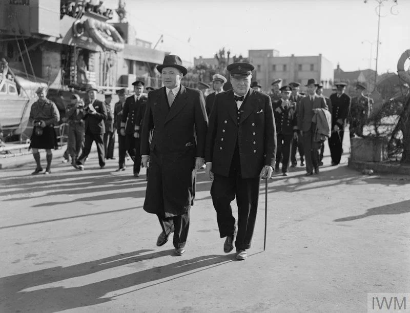 Hetjudáðir og hrakfarir