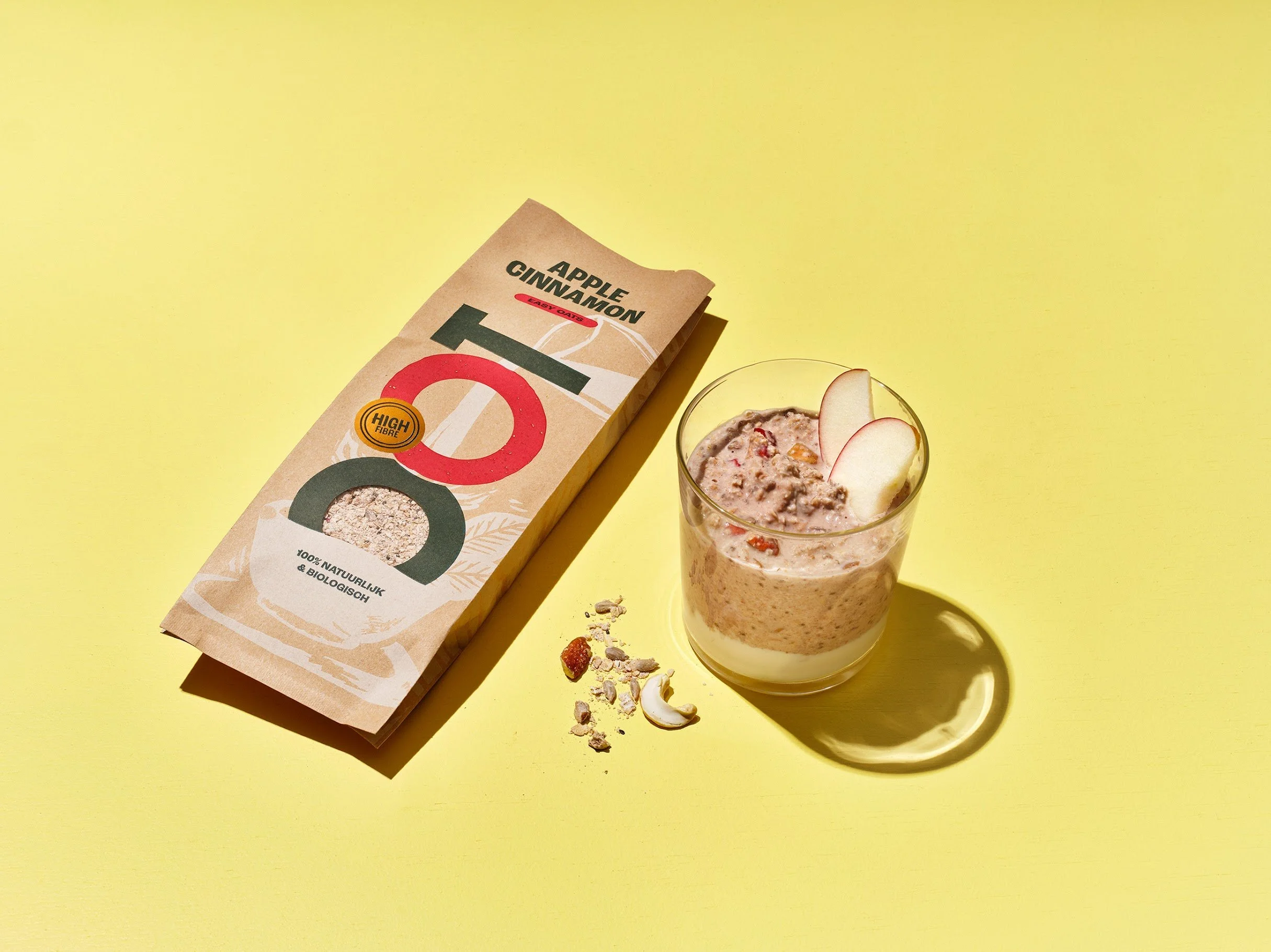 250819_OOT_Easy-Oats-Apple-Cinnamon-glaasje-+-losse-zak.jpg