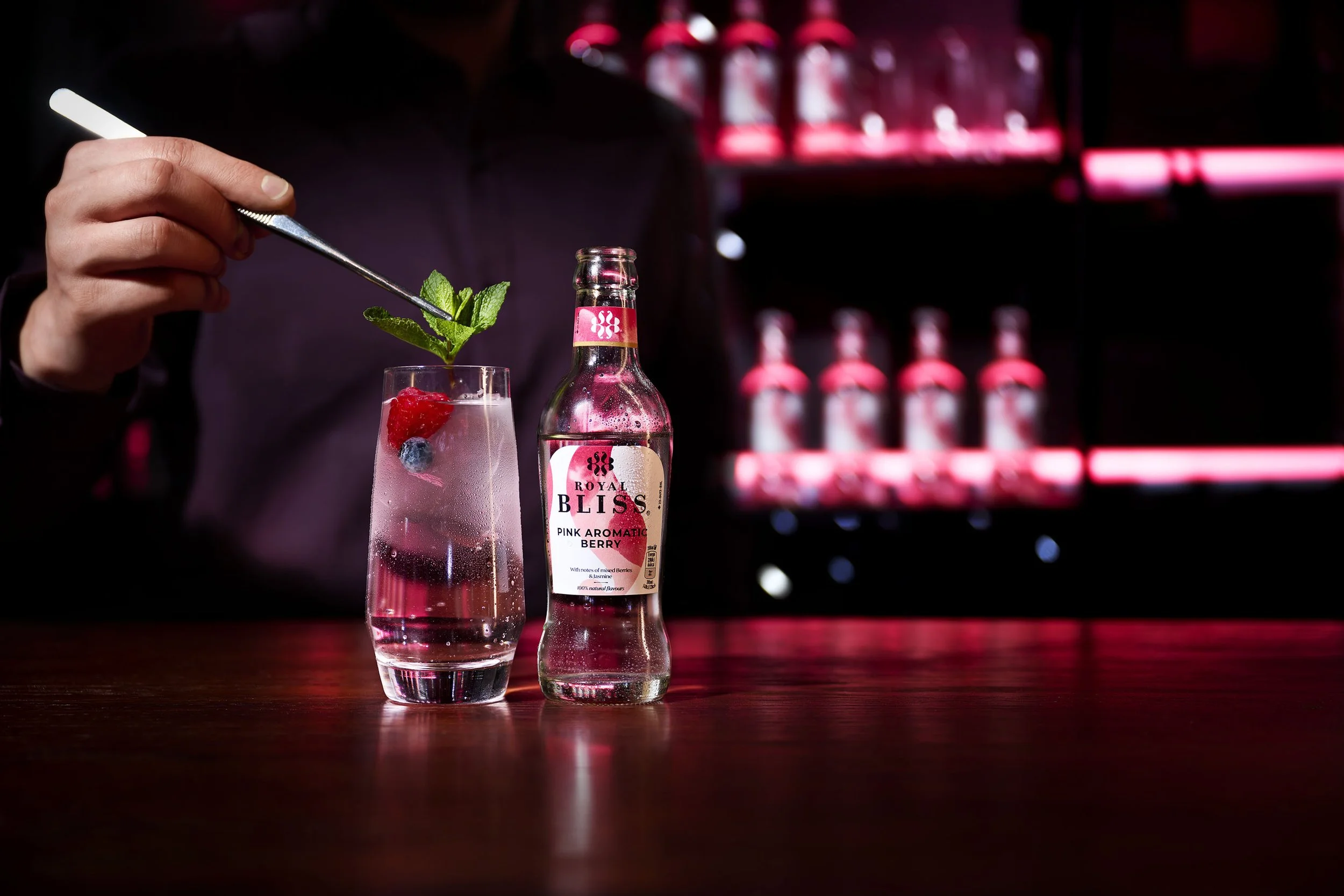 240305_FINALLY_NIGHTLIFE_SFEER_Royal Bliss_Pink berry_2_serve.jpg