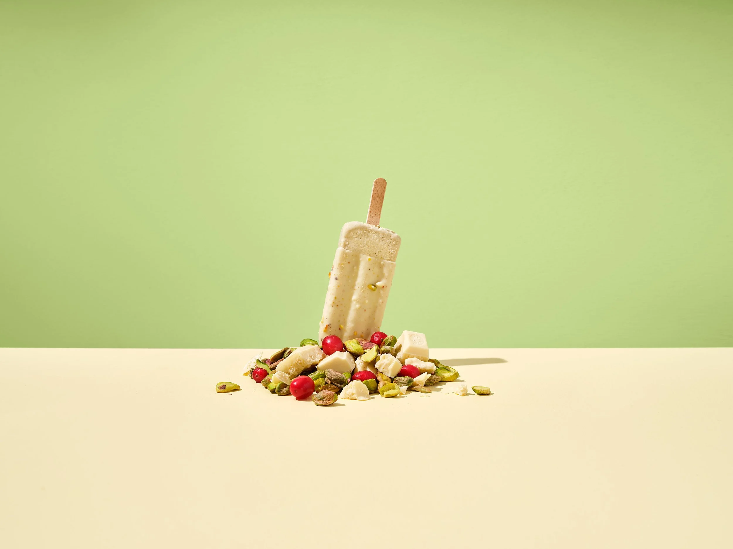 250213_TNC_NICEICE_Pistache-witte-choco-single-pack_3.jpg