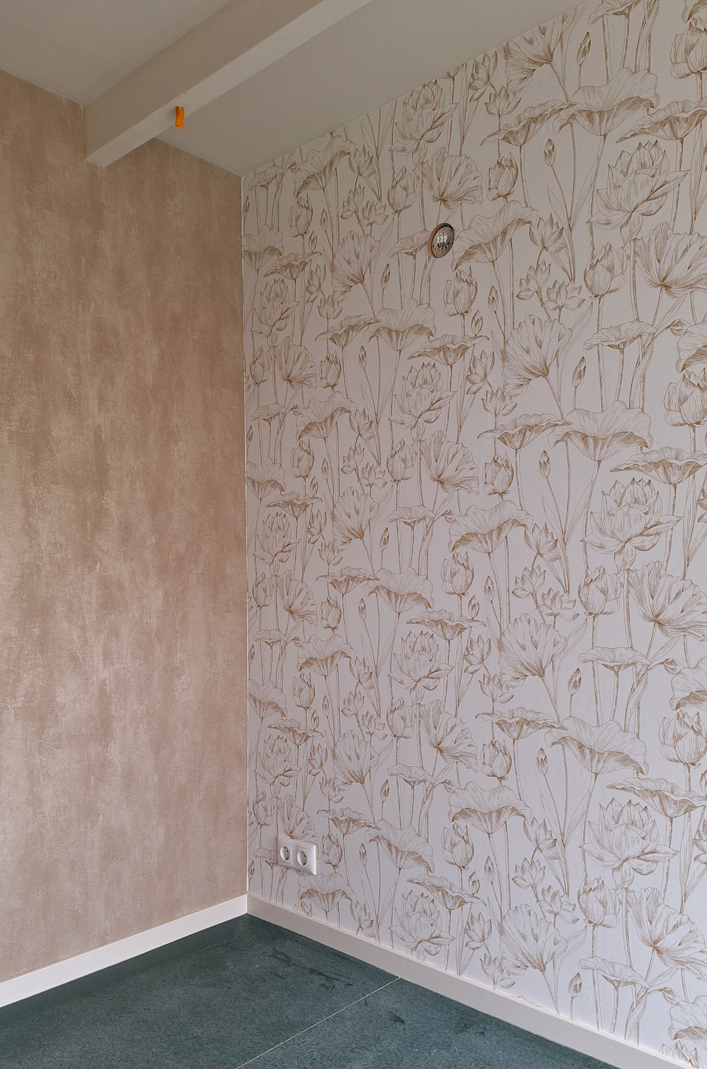 De Behangmeiden Khroma Lotus Harlingen..jpg