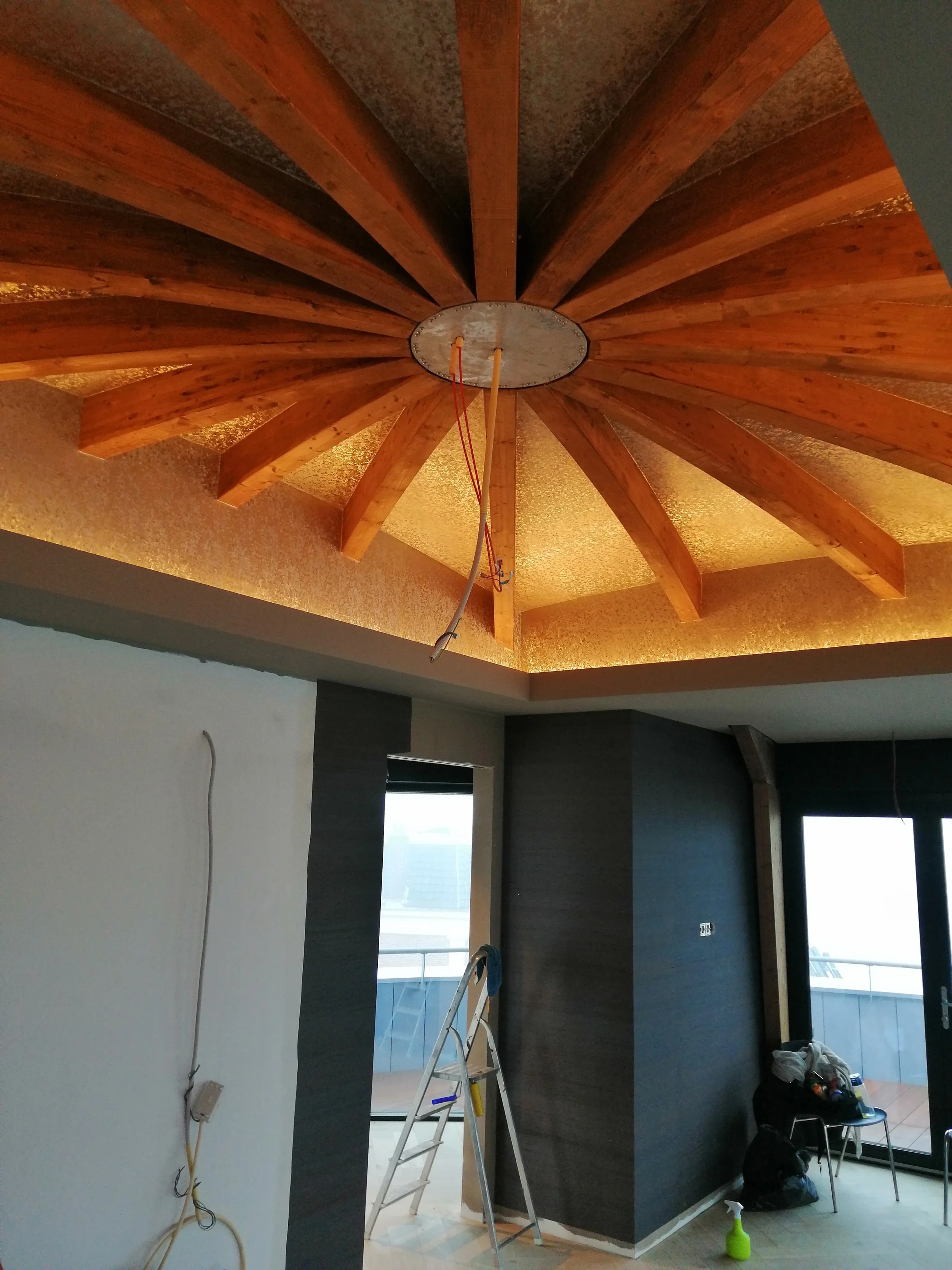 De Behangmeiden plafond Atwalls The Capital Leeuwarden...jpg