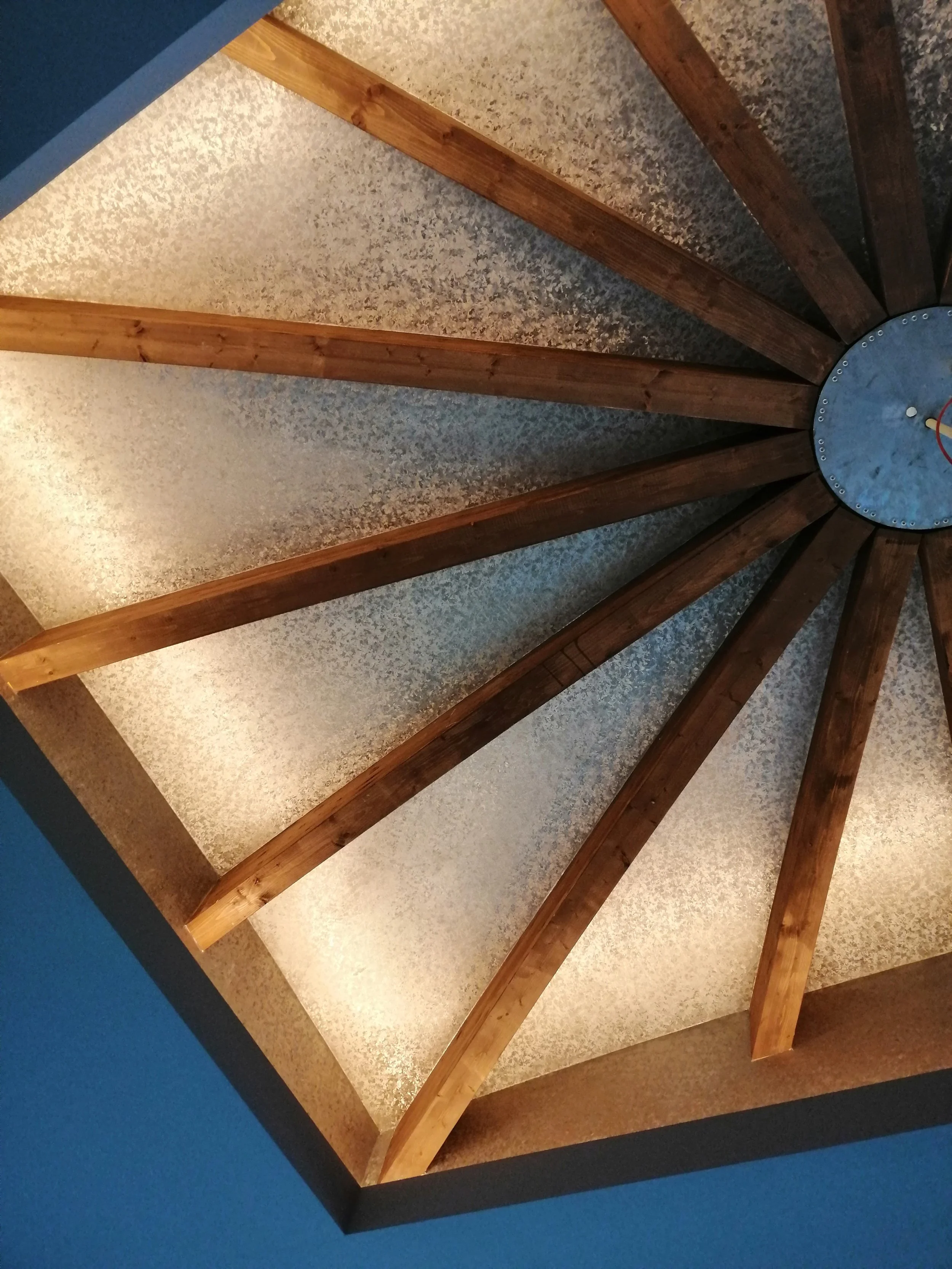 De Behangmeiden plafond Atwalls The Capital Leeuwarden..jpg