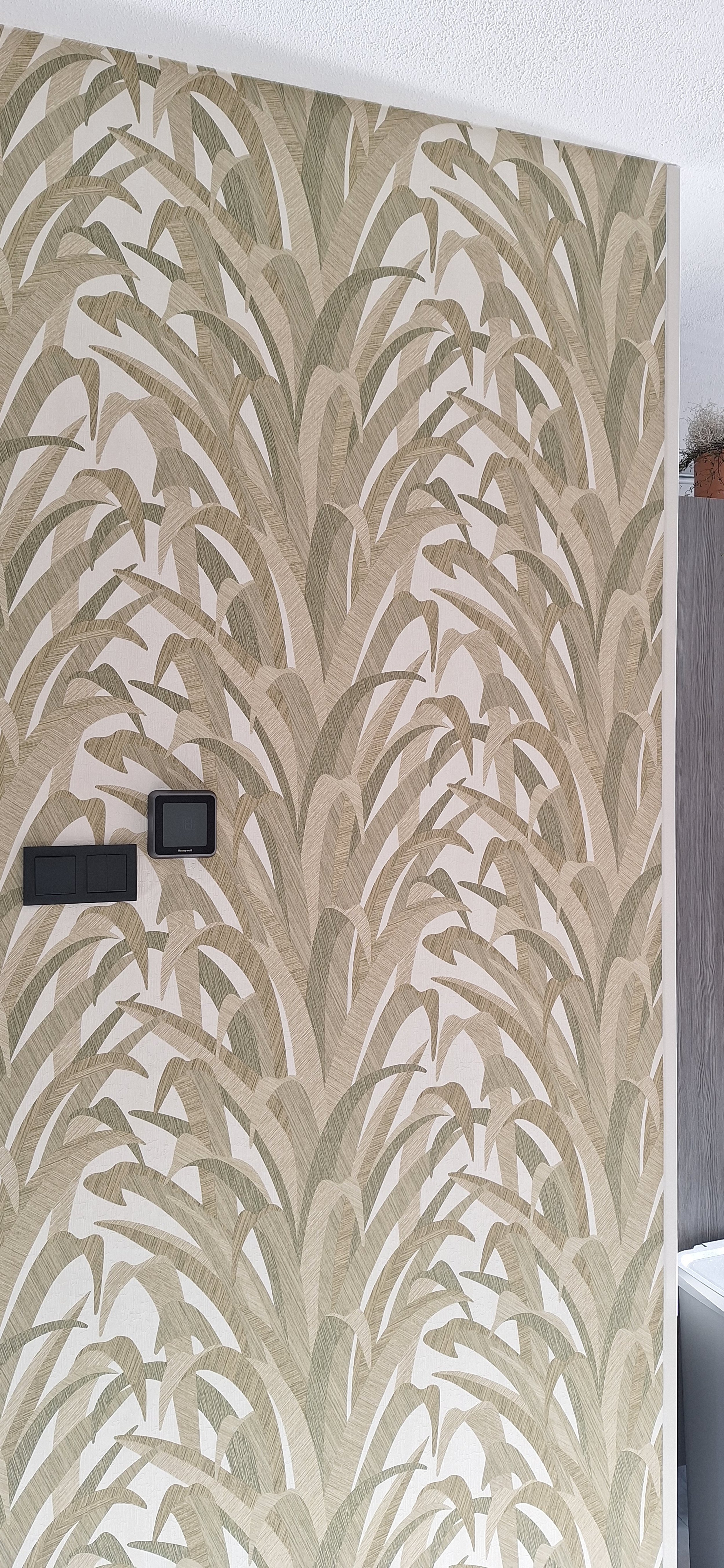 De Behangmeiden Hooked On Walls Barklay Franeker.....jpg