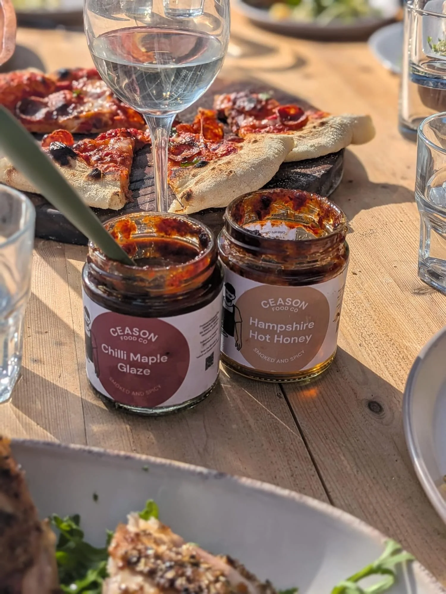 Tomorrow night at @thegrangewine 🥂

Stone baked flatbreads, cold fizz, fire cooking and vineyard evenings from 5.30pm to 9pm.

On the menu tomorrow 👇

🍋 Manakeesh
🔥 Romana flatbreads
🍄 48hr fermented pizzas
☕ Tiramisu

Featuring:
&bull; Slow coo