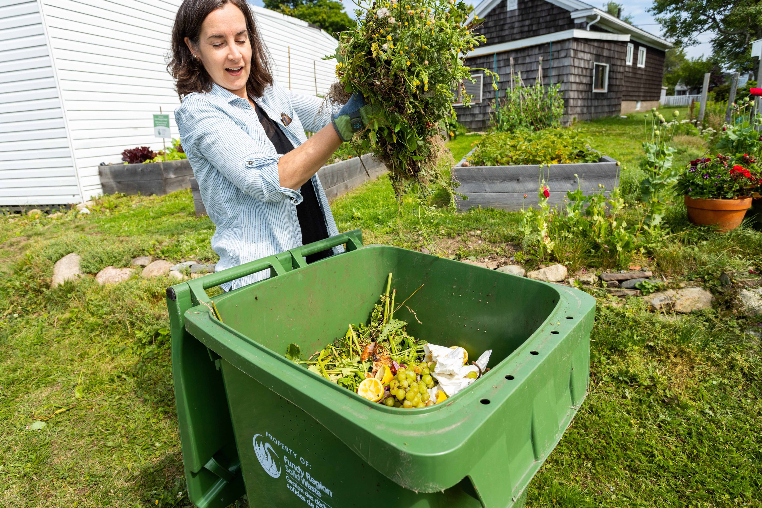 Spring Yard Cleanup Made Easy