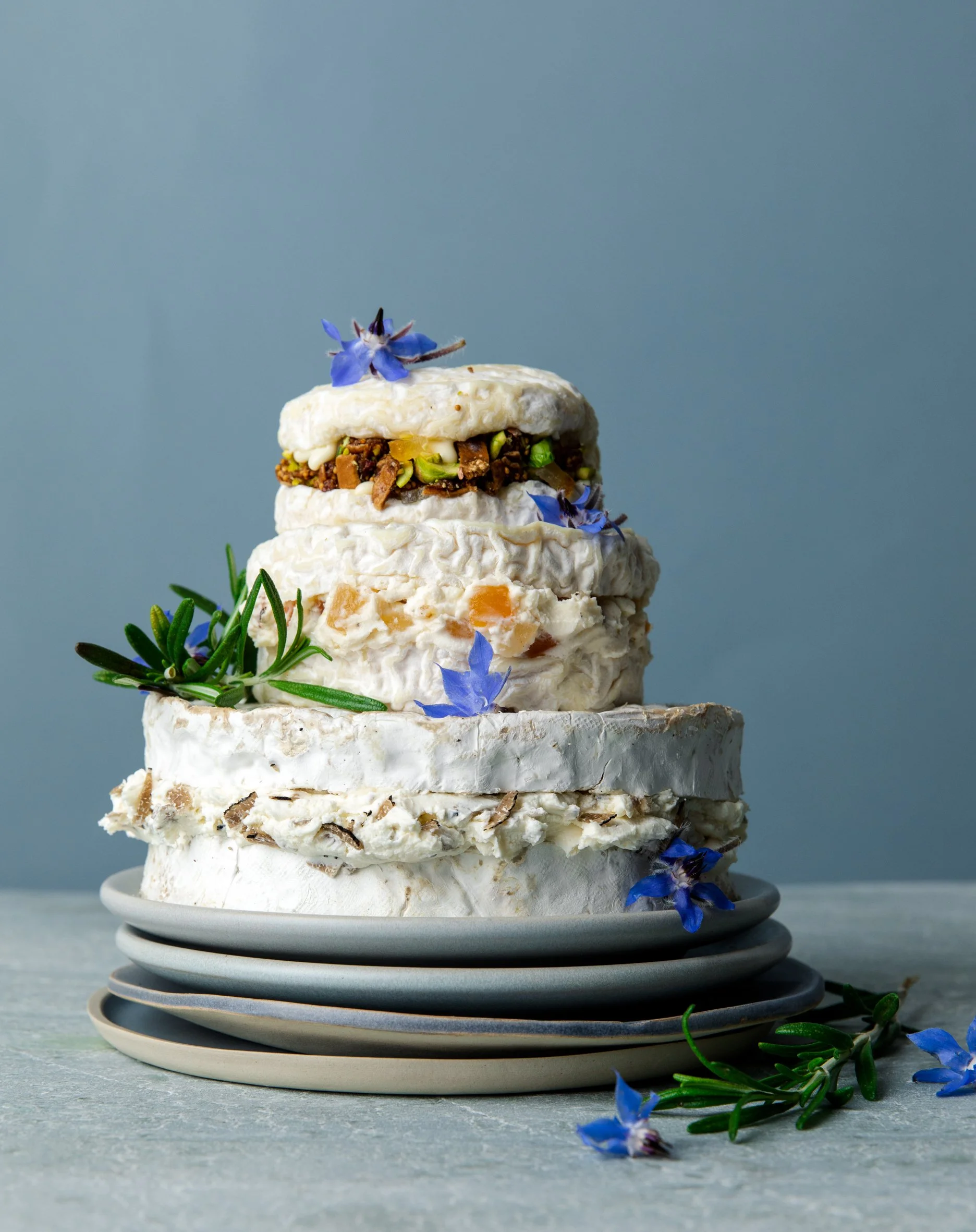 Elle à table 
Photographe : Virginie Garnier