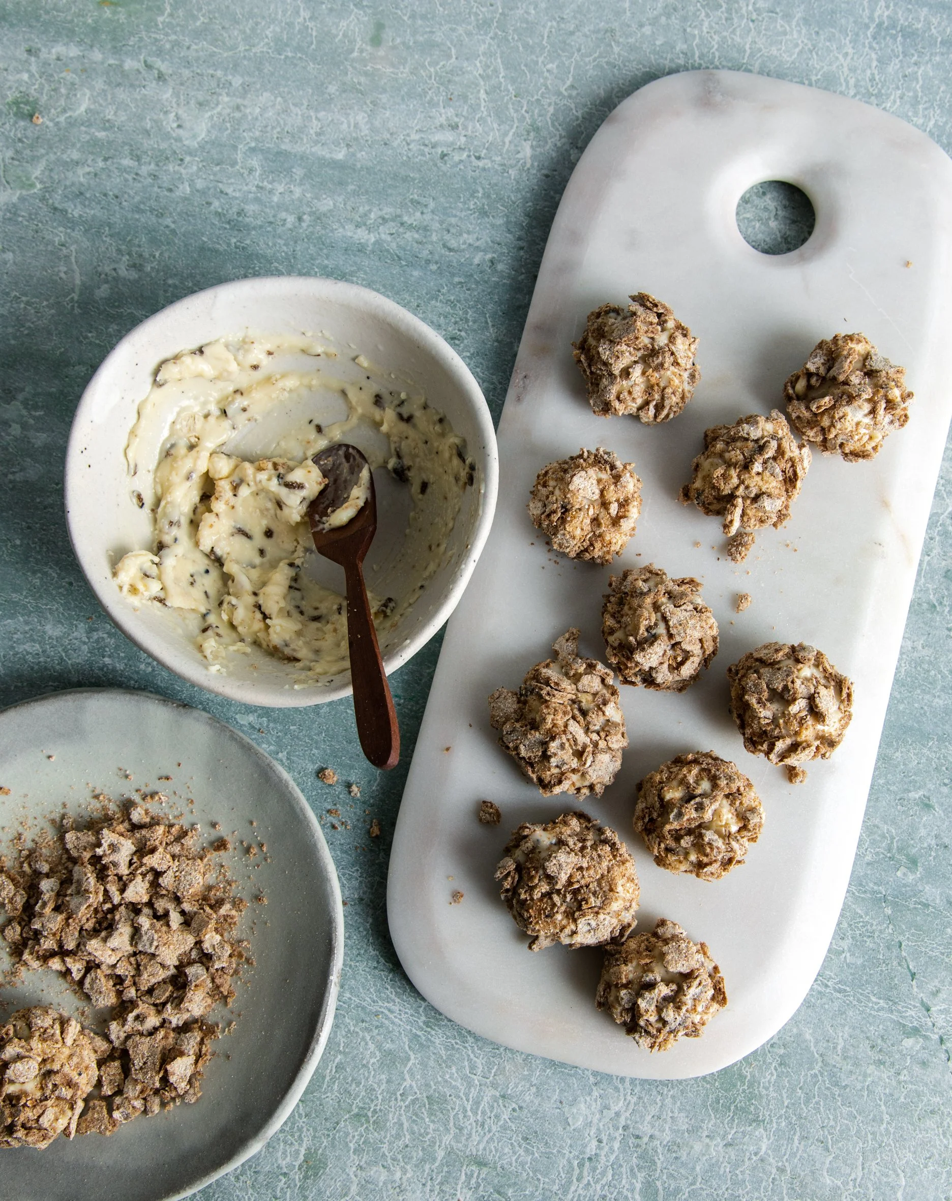 Elle à table 
Photographe : Virginie Garnier