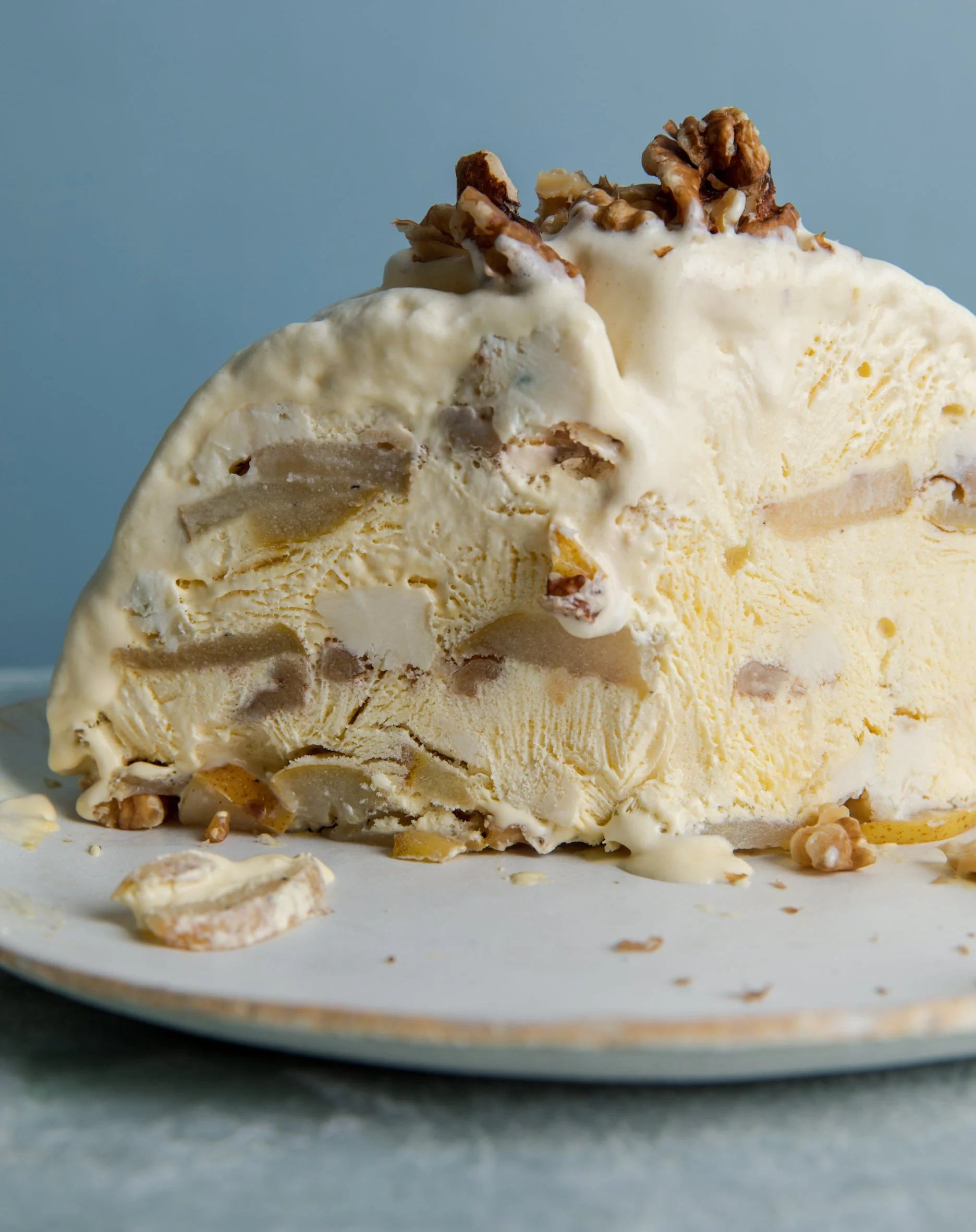 Elle à table 
Photographe : Virginie Garnier