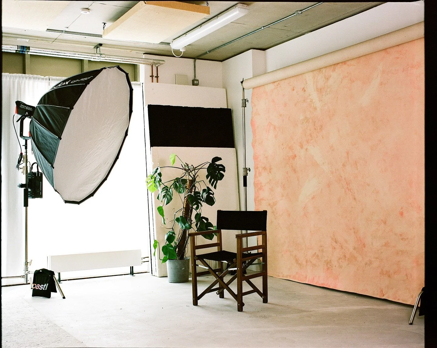 The studio shot on 120 film 🎞️