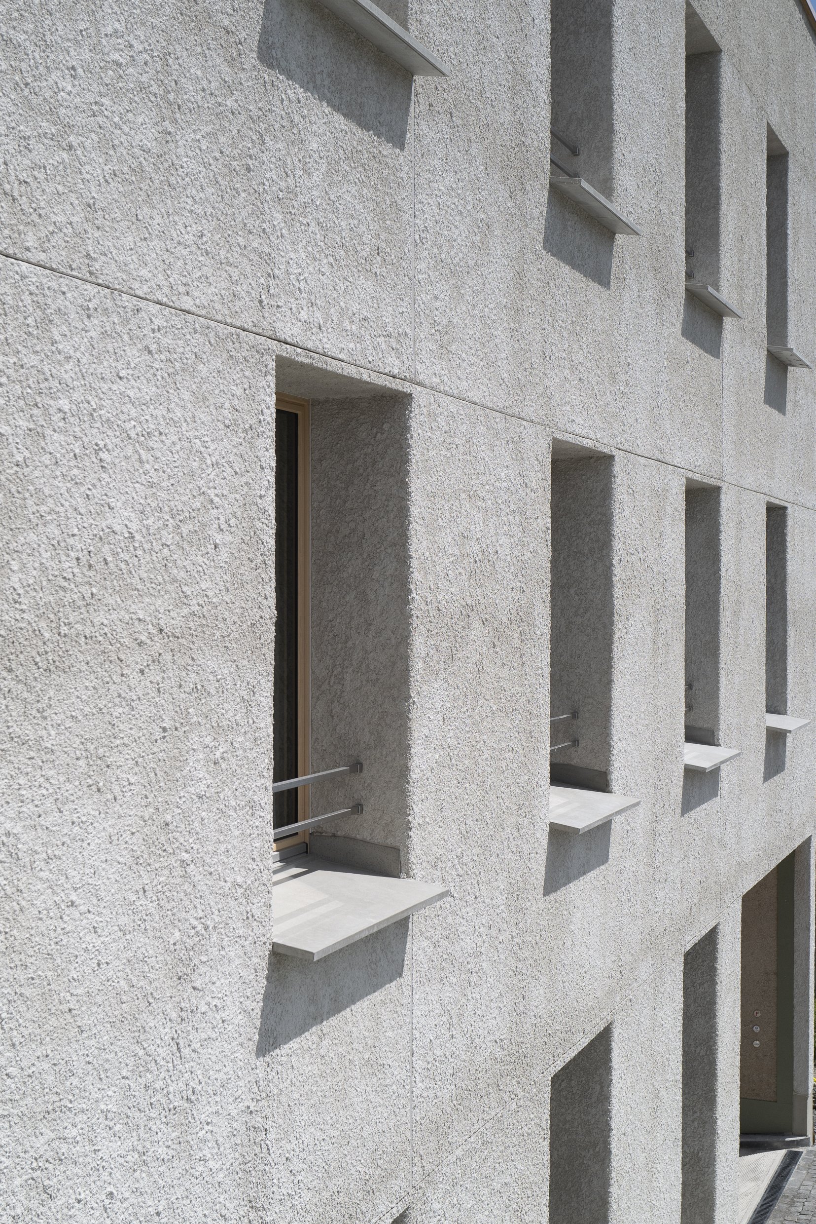 OPENLY_Interior-1300250.jpg