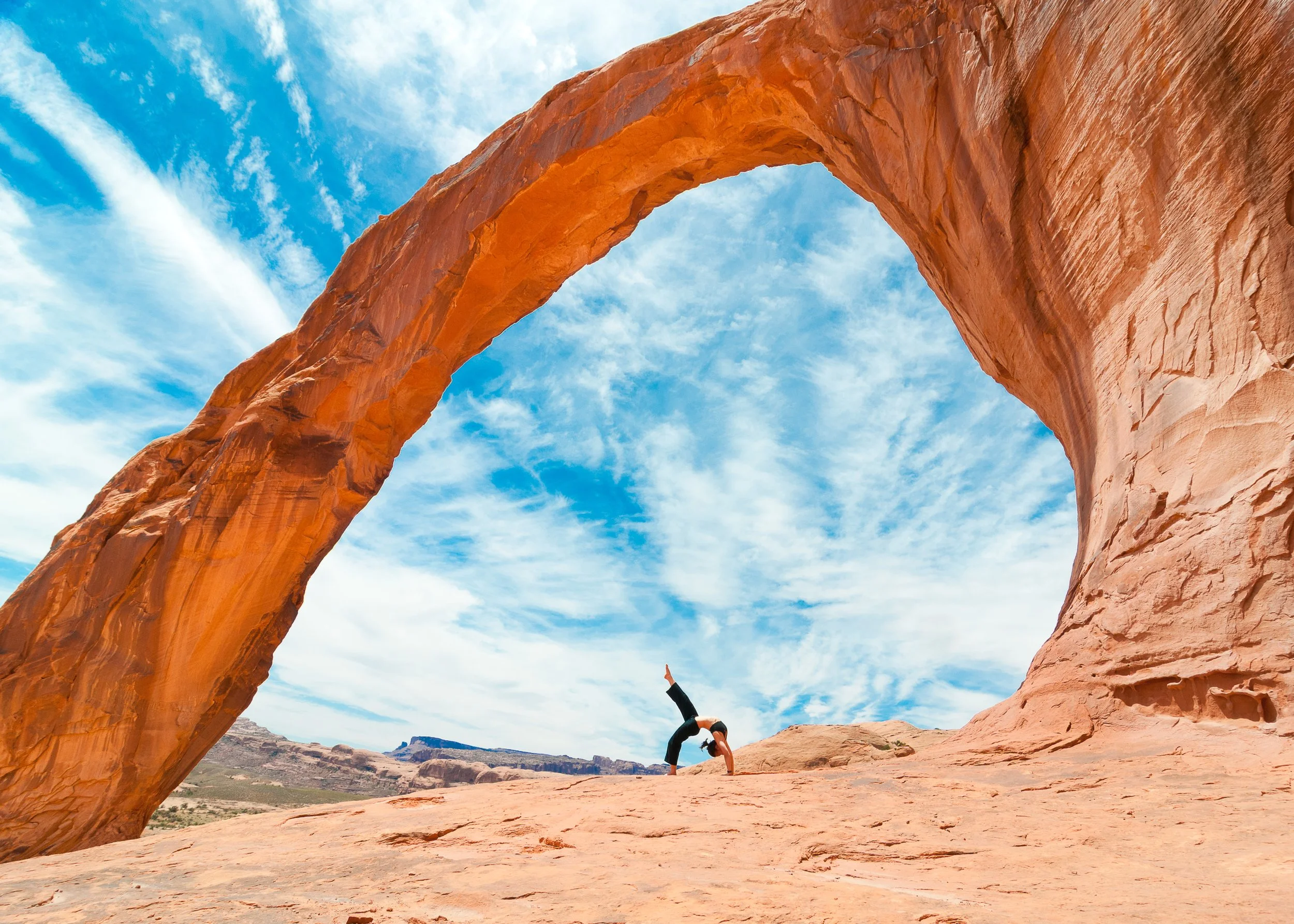 yoga-art-backbend-desert-arch-omlight.jpg